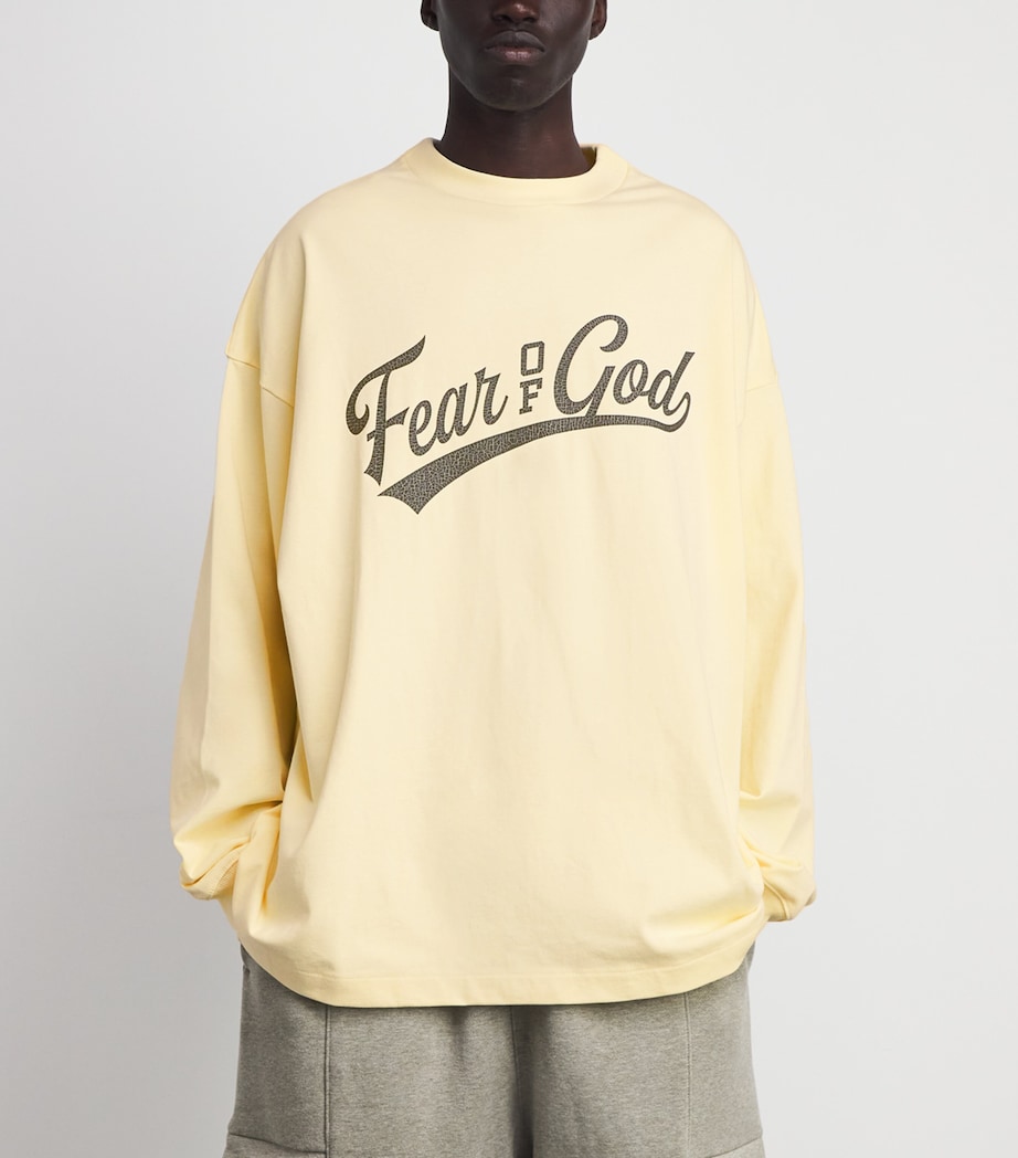 FEAR OF GOD ESSENTIALS Mens Cotton Merch Long-Sleeve T-Shirt Chalk Image 4