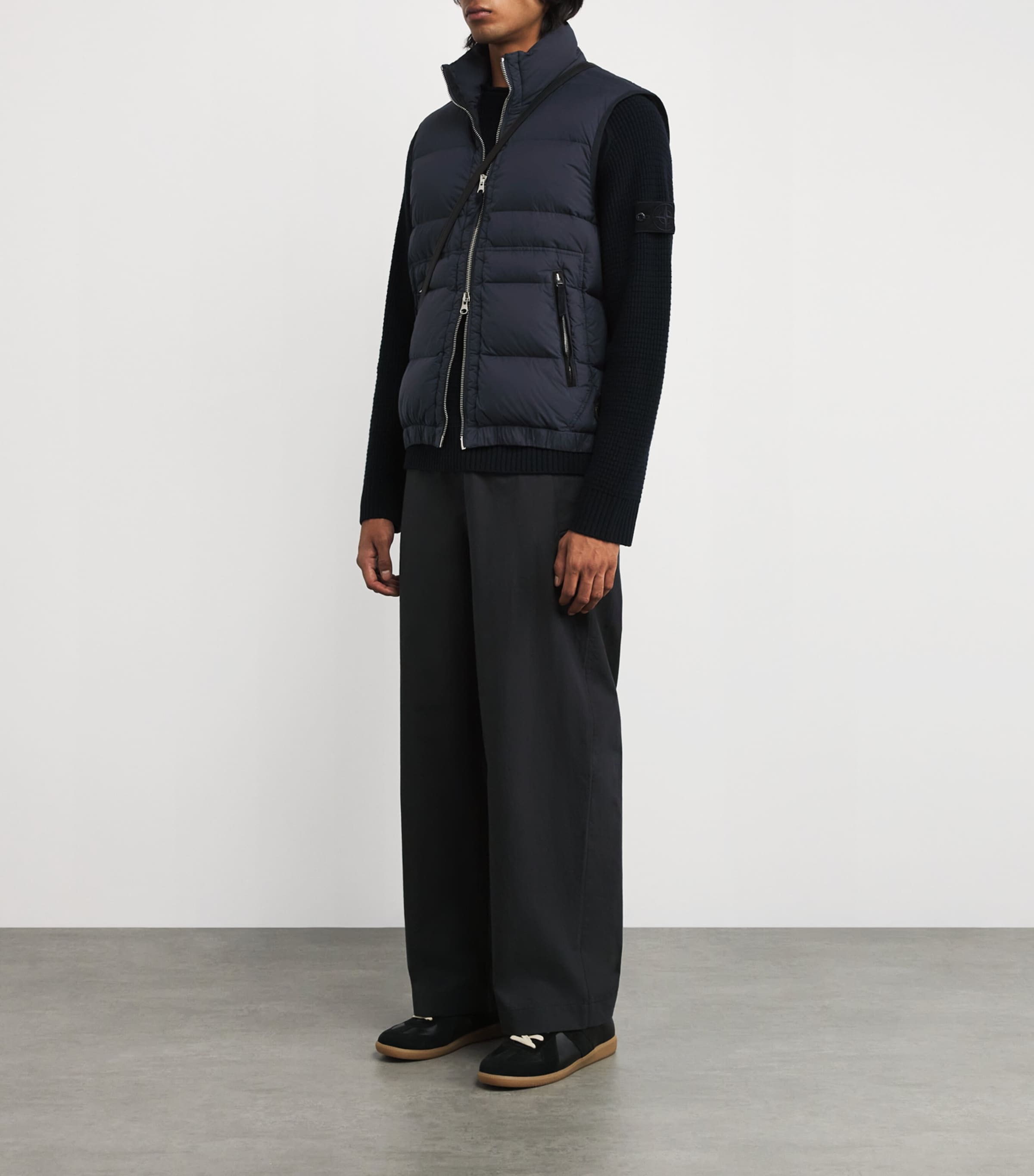 Down Seamless Tunnel Gilet V0020 Image 2