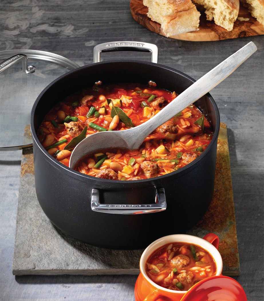 Toughened Non-Stick Deep Casserole Dish (28cm) BLACK Image 4