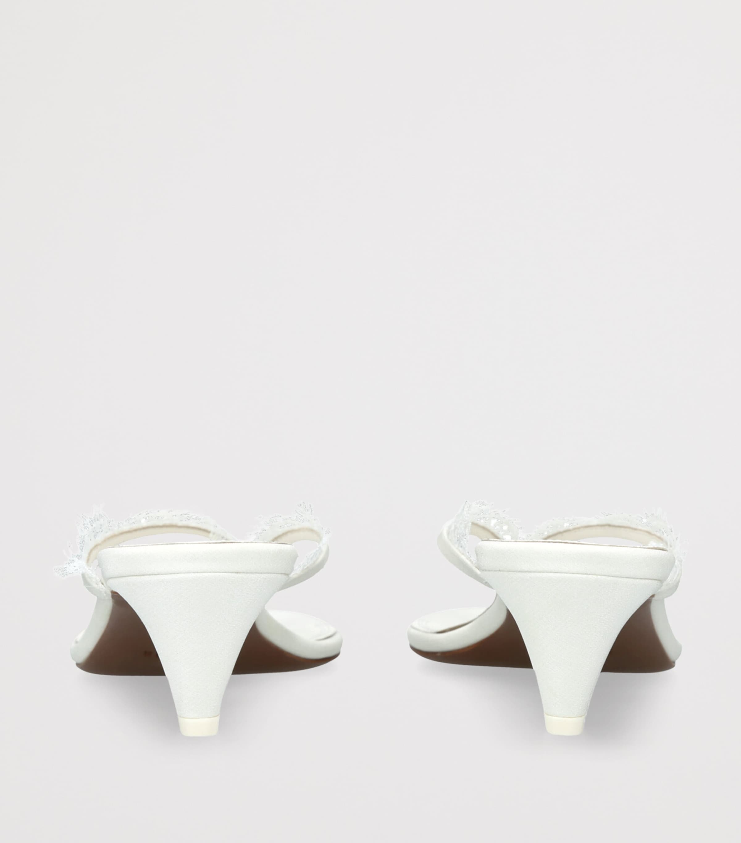 NEOUS Lace-Trim Kalliope Sandals 40 Cream Image 2