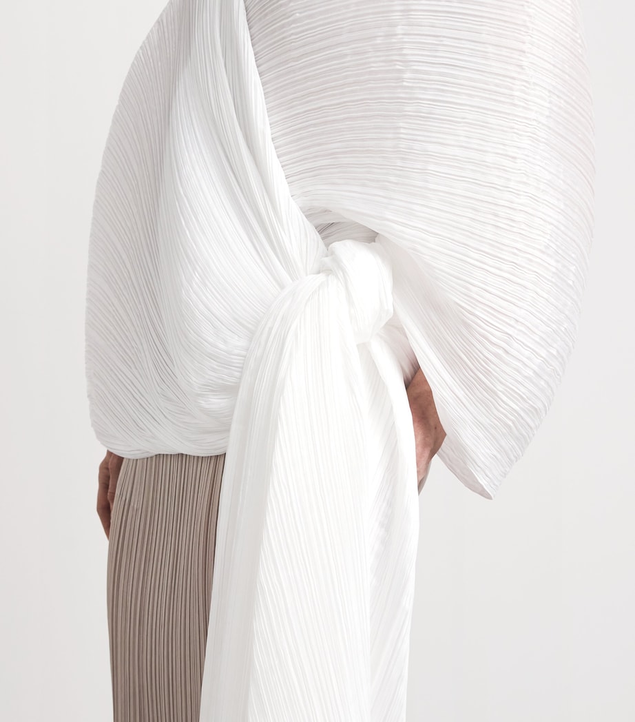 Pleats Please Issey Miyake Womens Basic Madame-T Stole Image 3