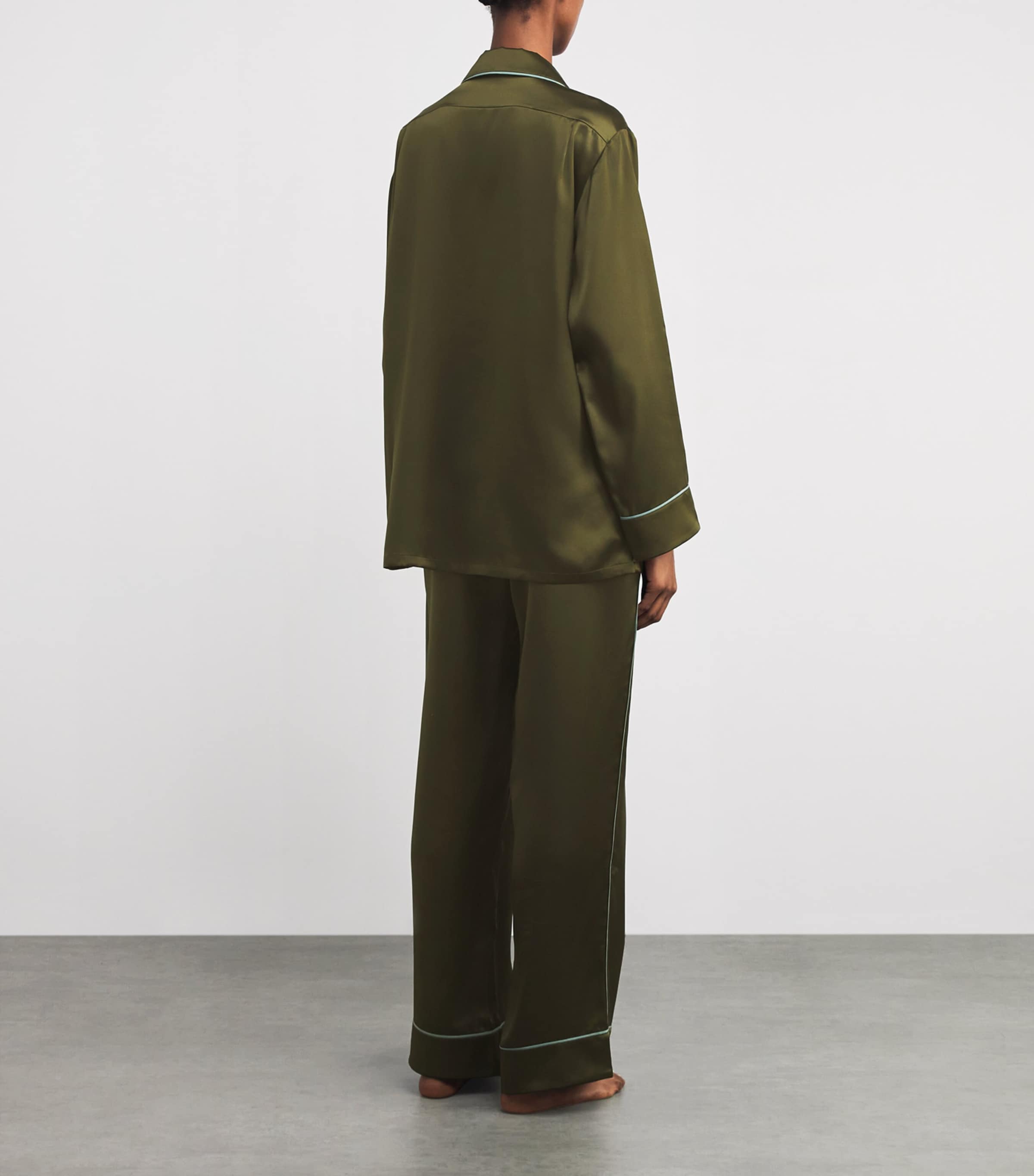 Silk Yves Pyjama Set IVY Image 3