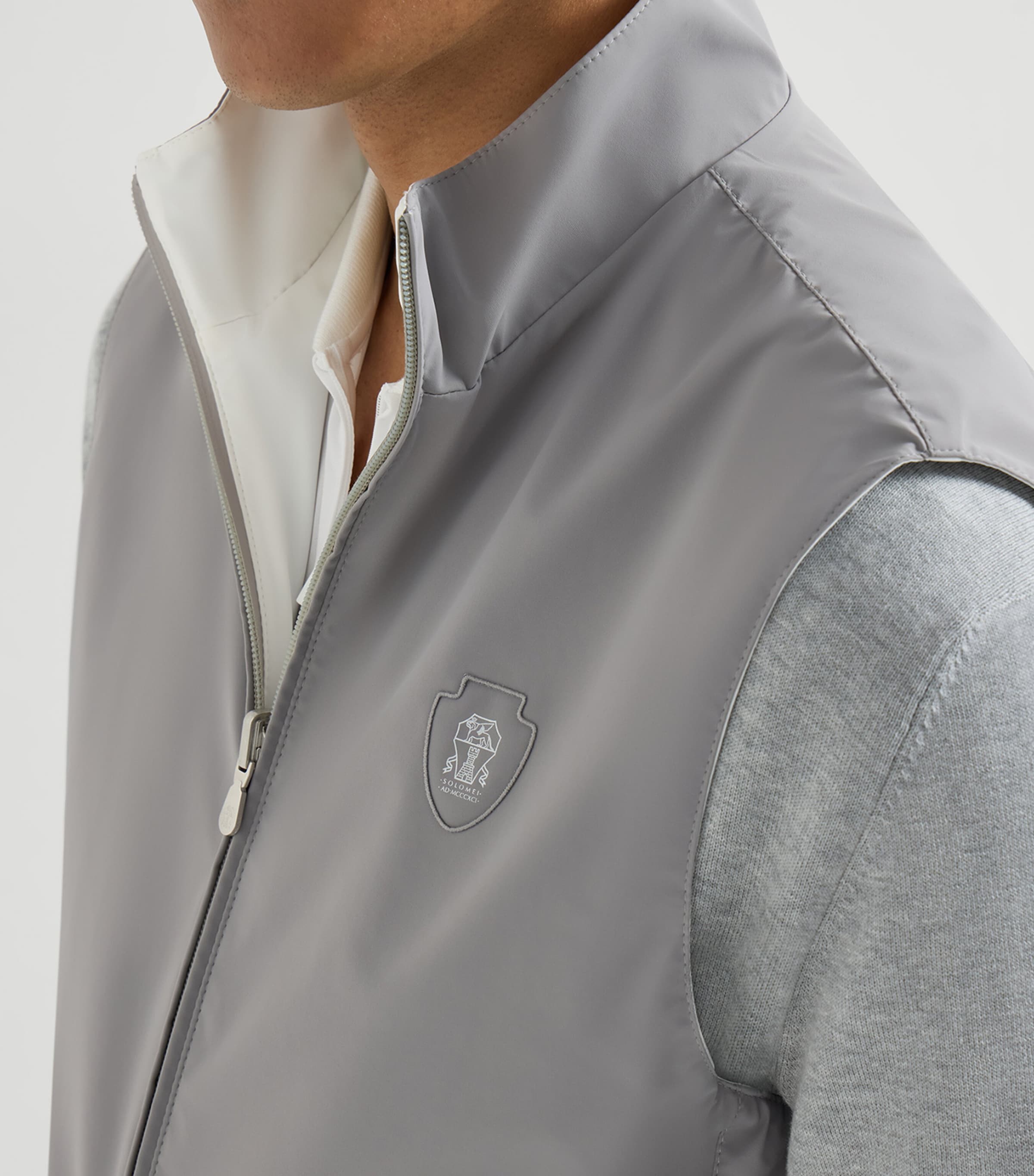 Brunello Cucinelli Mens Technical Crest Reversible Gilet Image 6