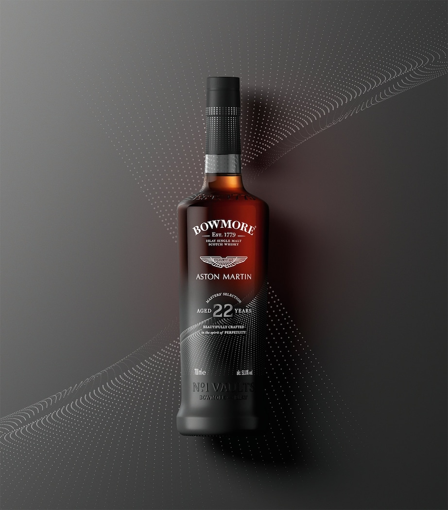 x Aston Martin Masters Selection Edition 3 22-Year-Old Single-Malt Scotch Whisky (70cl) NO COLOUR Image 3