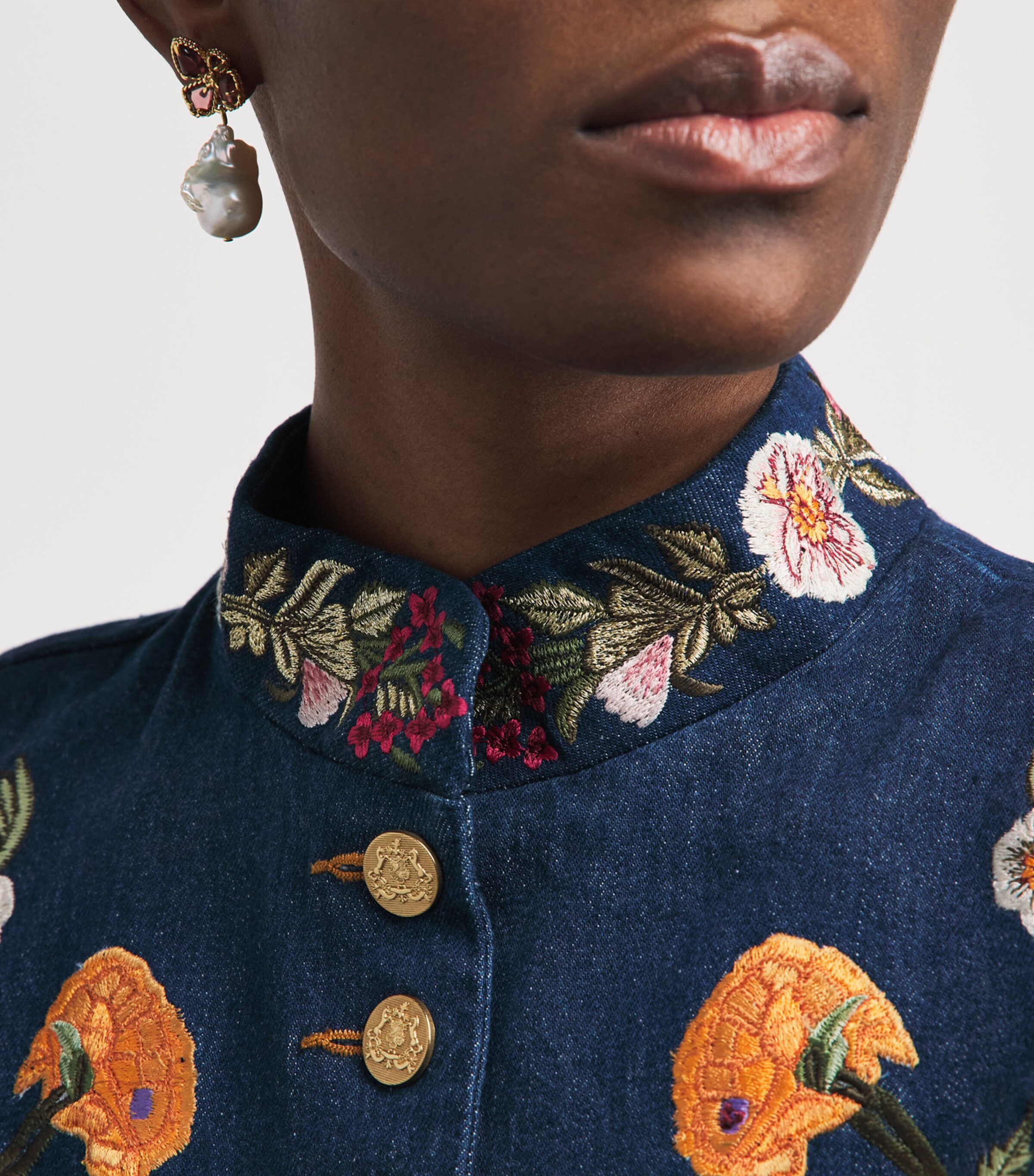 Alice+Olivia Womens Embroidered Emerson Denim Jacket Drk Mlti Image 3