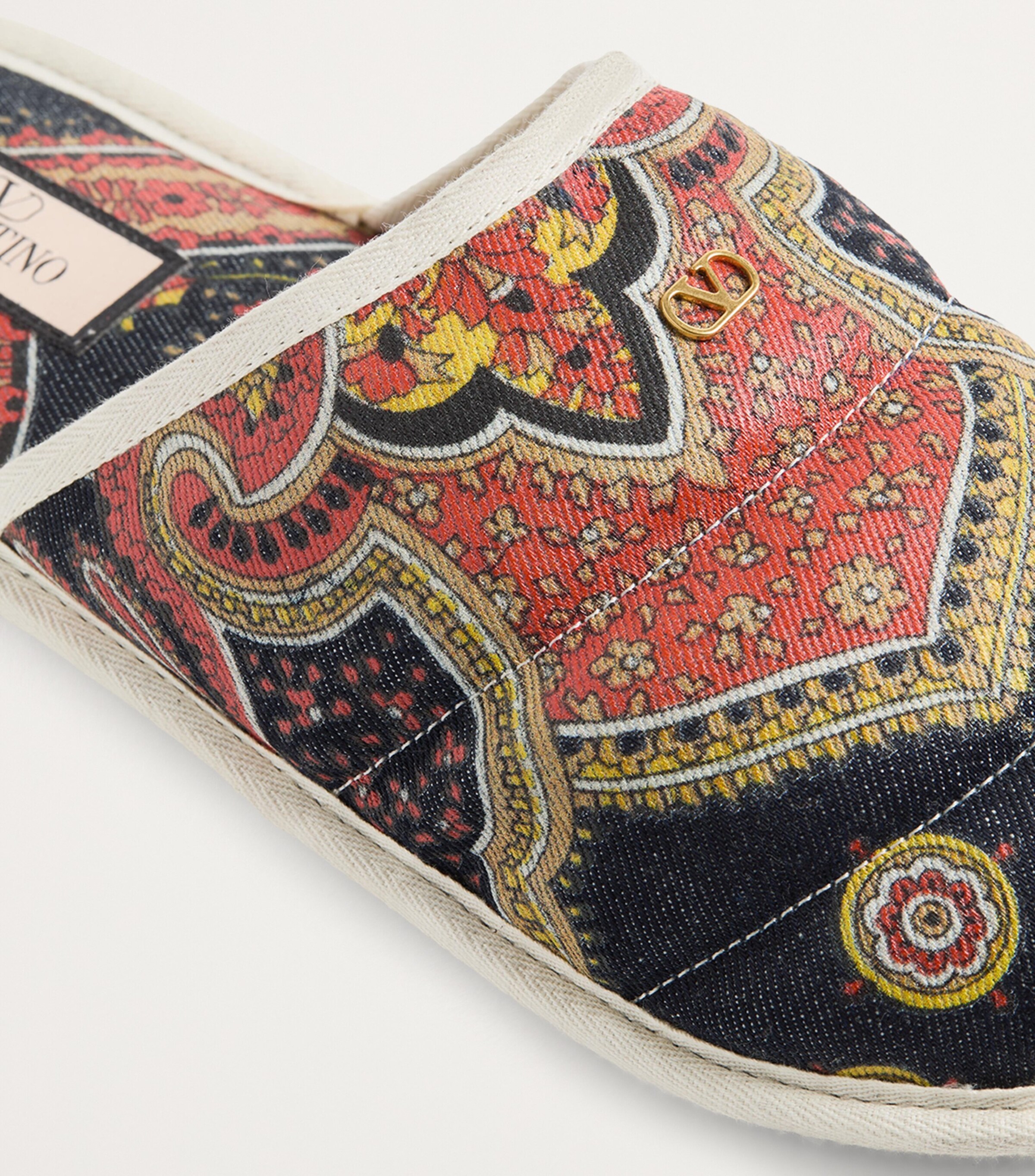 サンダル VALENTINO GARAVANI Printed Fabric Ta Chambre Slippers Valentino Garavani Printed Fabric Ta Chambre Slippers