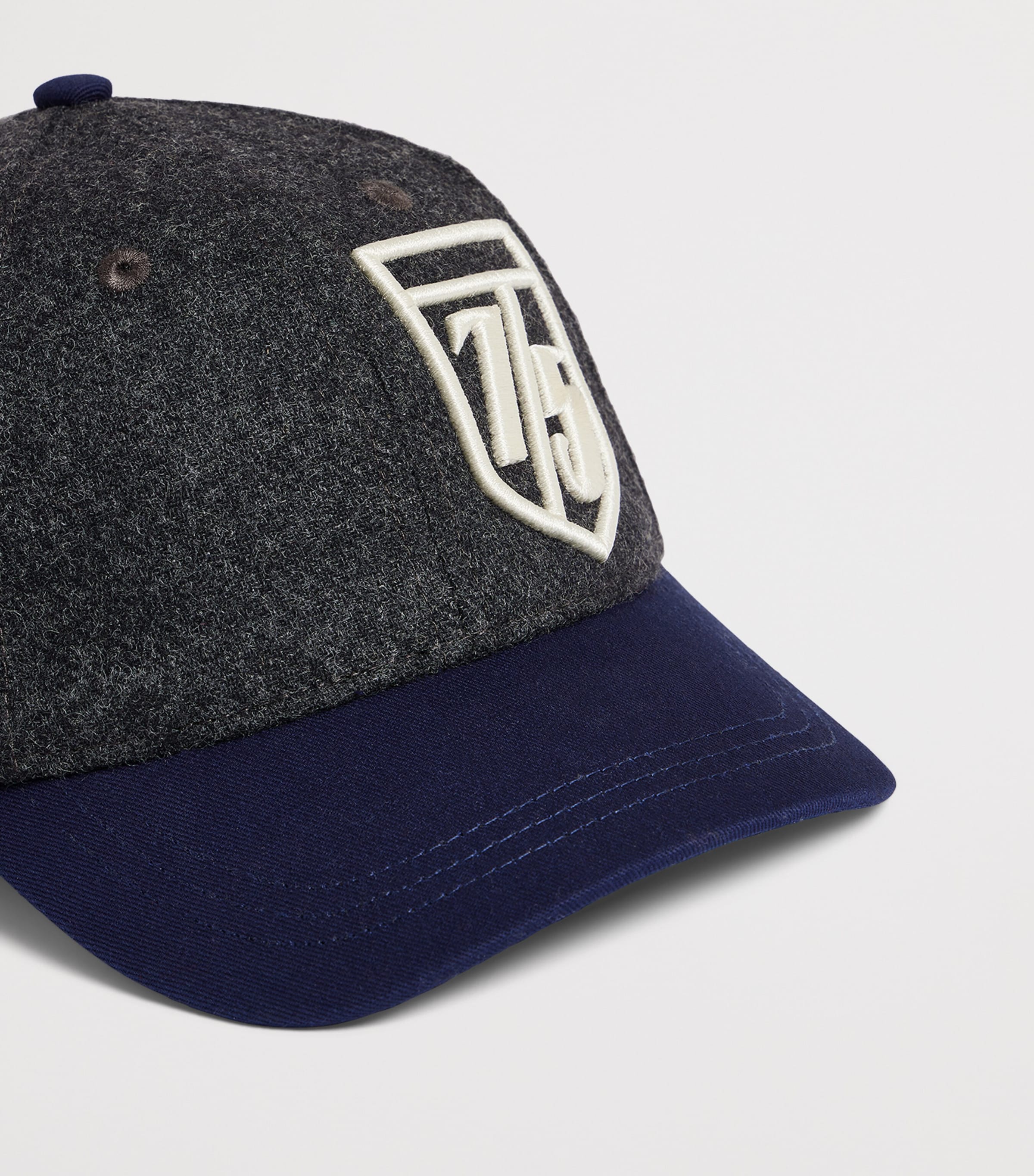 Bonpoint Embroidered Logo Baseball Cap Gris Fonce Image 3