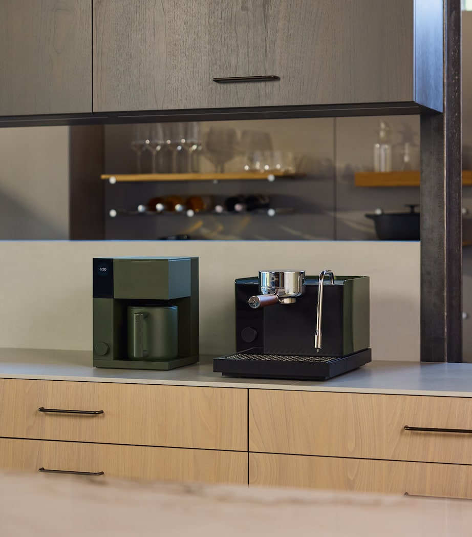 FELLOW Series 1 Espresso Machine Woodland Green Image 7