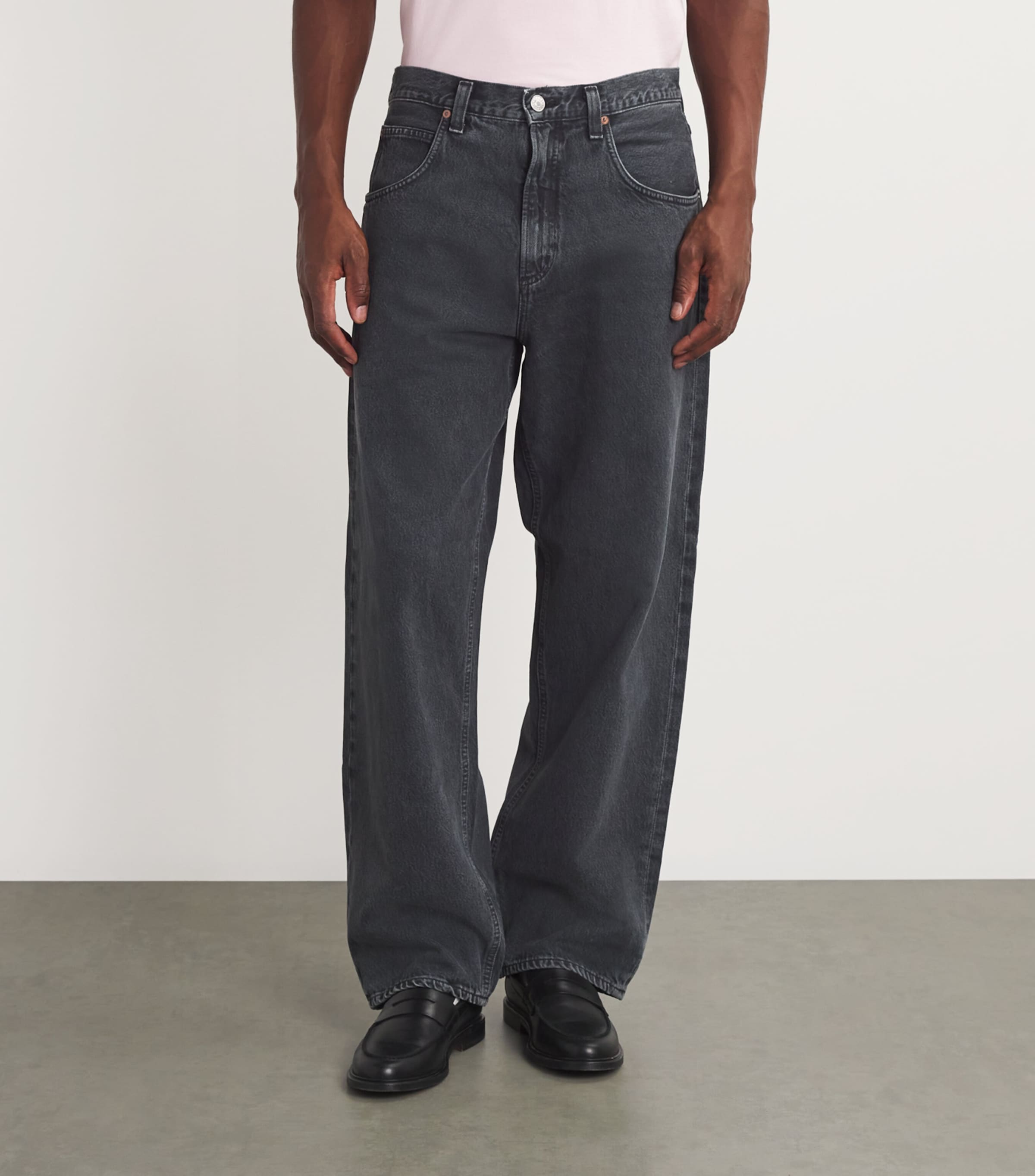 Fusion Tapered Jeans DIVISION Image 3