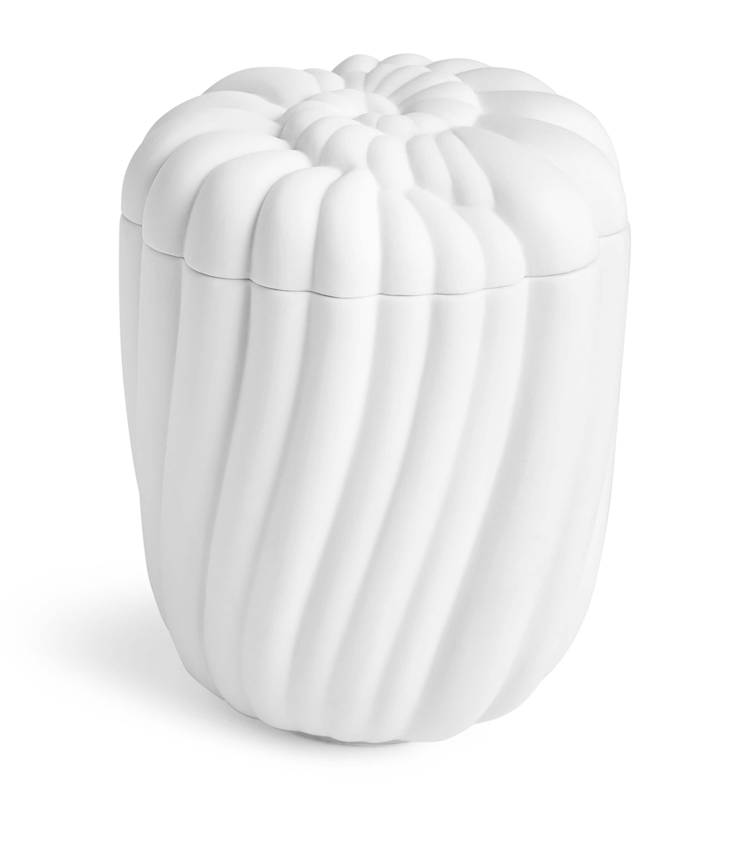 L'Objet x Jessica McCormack Shell Candle (265g) White Image 2