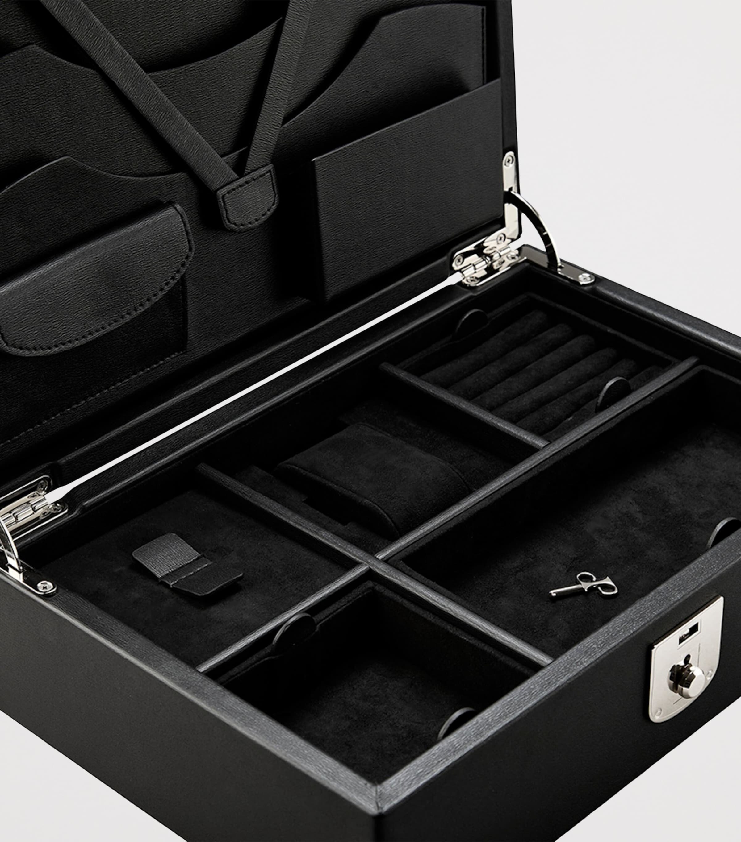 WOLF Philipp Watch and Jewellery Lifestyle Box Black Image 5