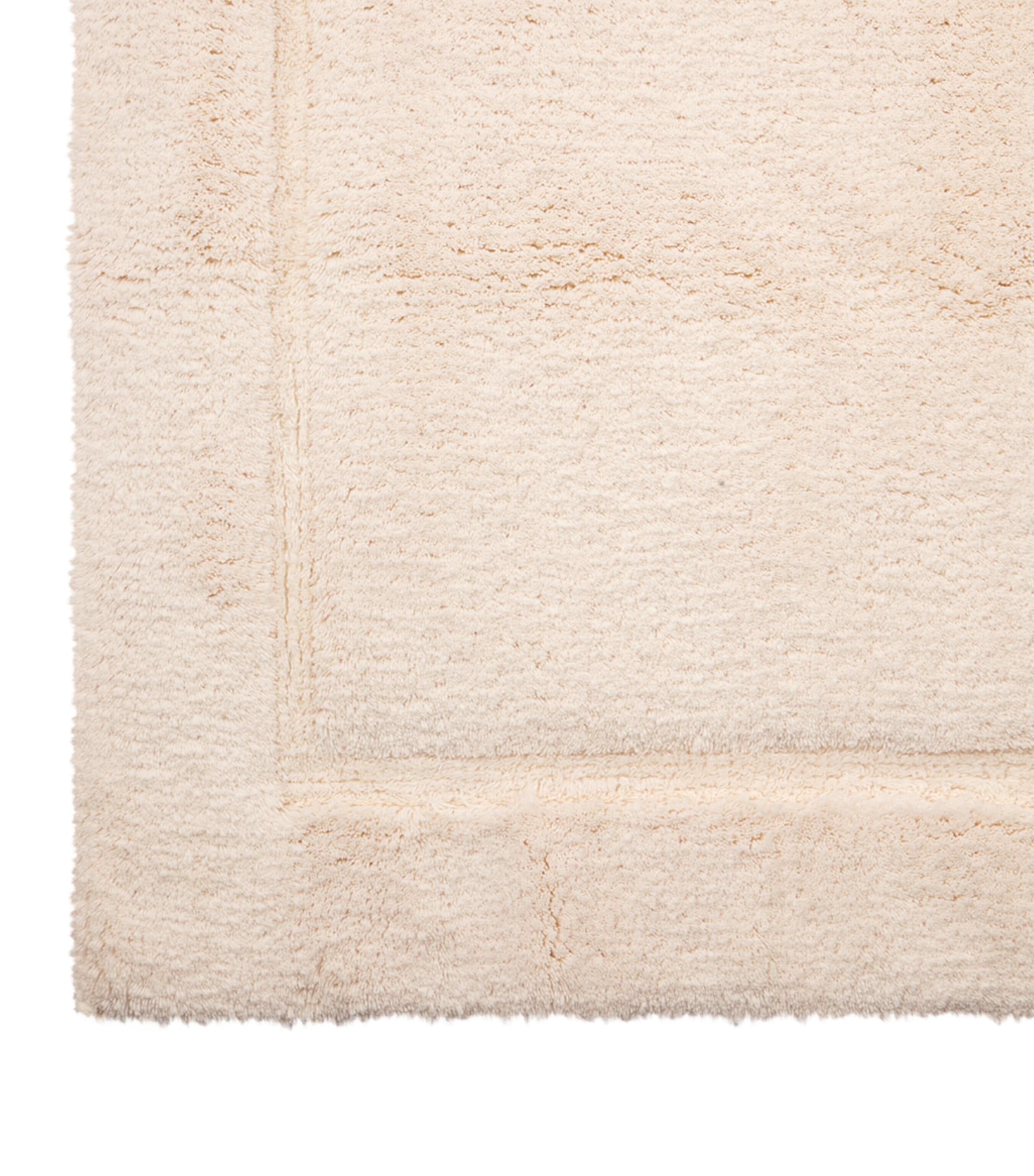 Prestige Bath Mat (70cm x 140cm) Image 2