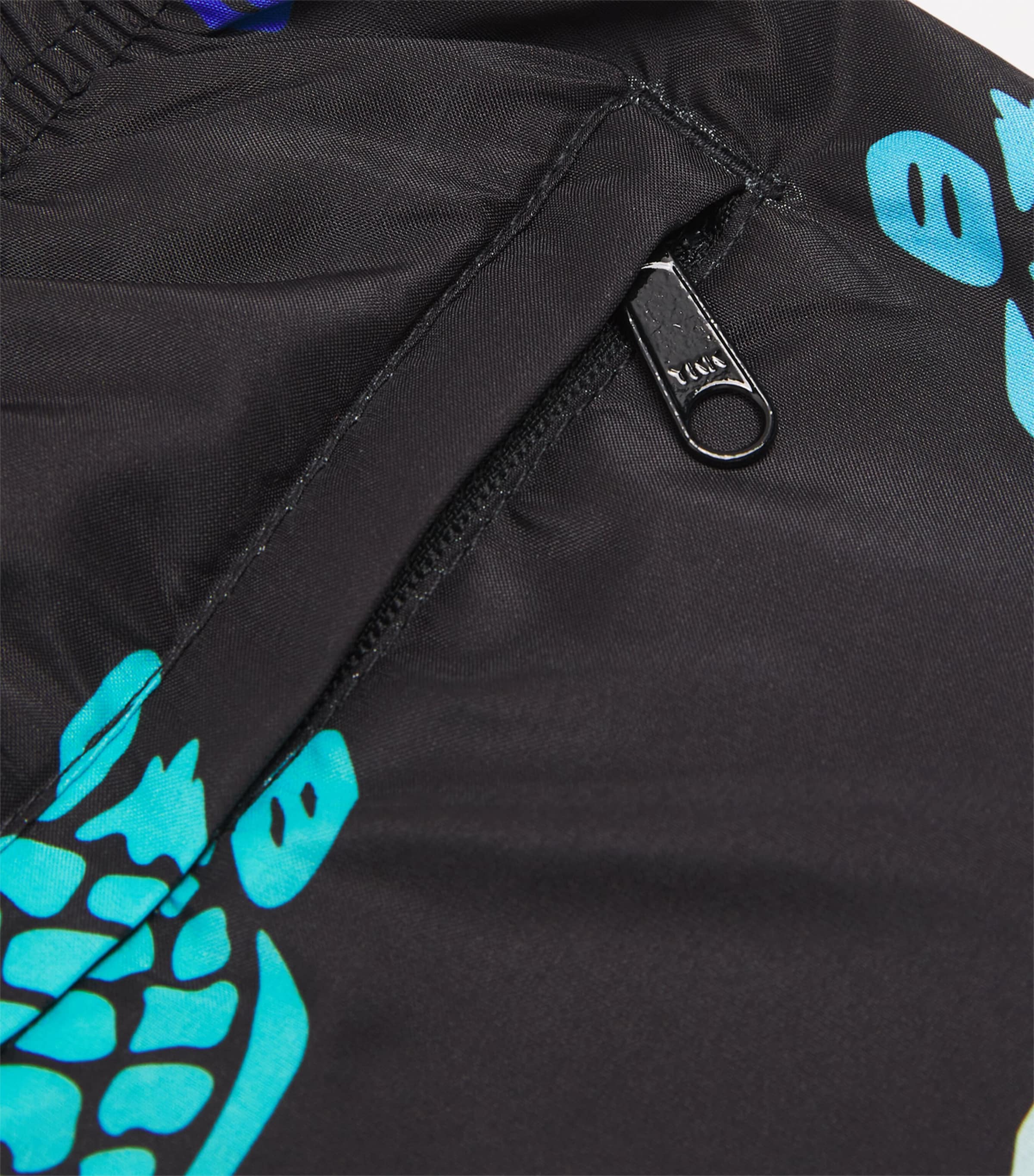 Vilebrequin Kids Turtle Print Swim Shorts (2-14 Years) Noir Image 3