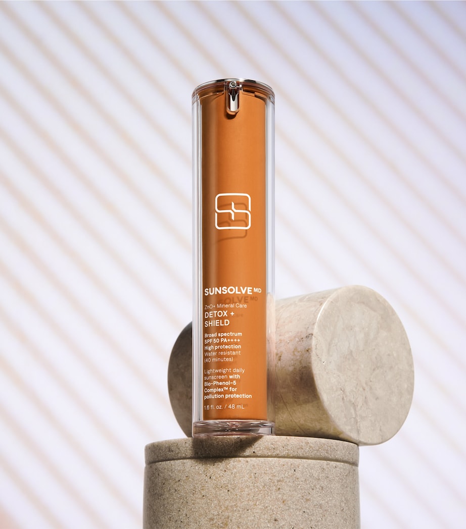 SunsolveMD Detox + Shield SPF 50 (48ml) NO COLOUR Image 3