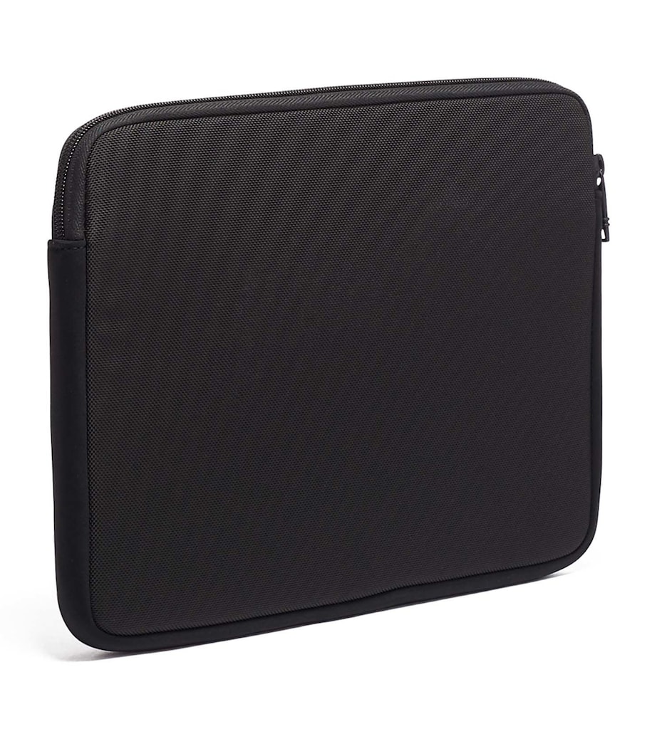 Alpha 3 Medium Laptop Cover BLACK Image 2