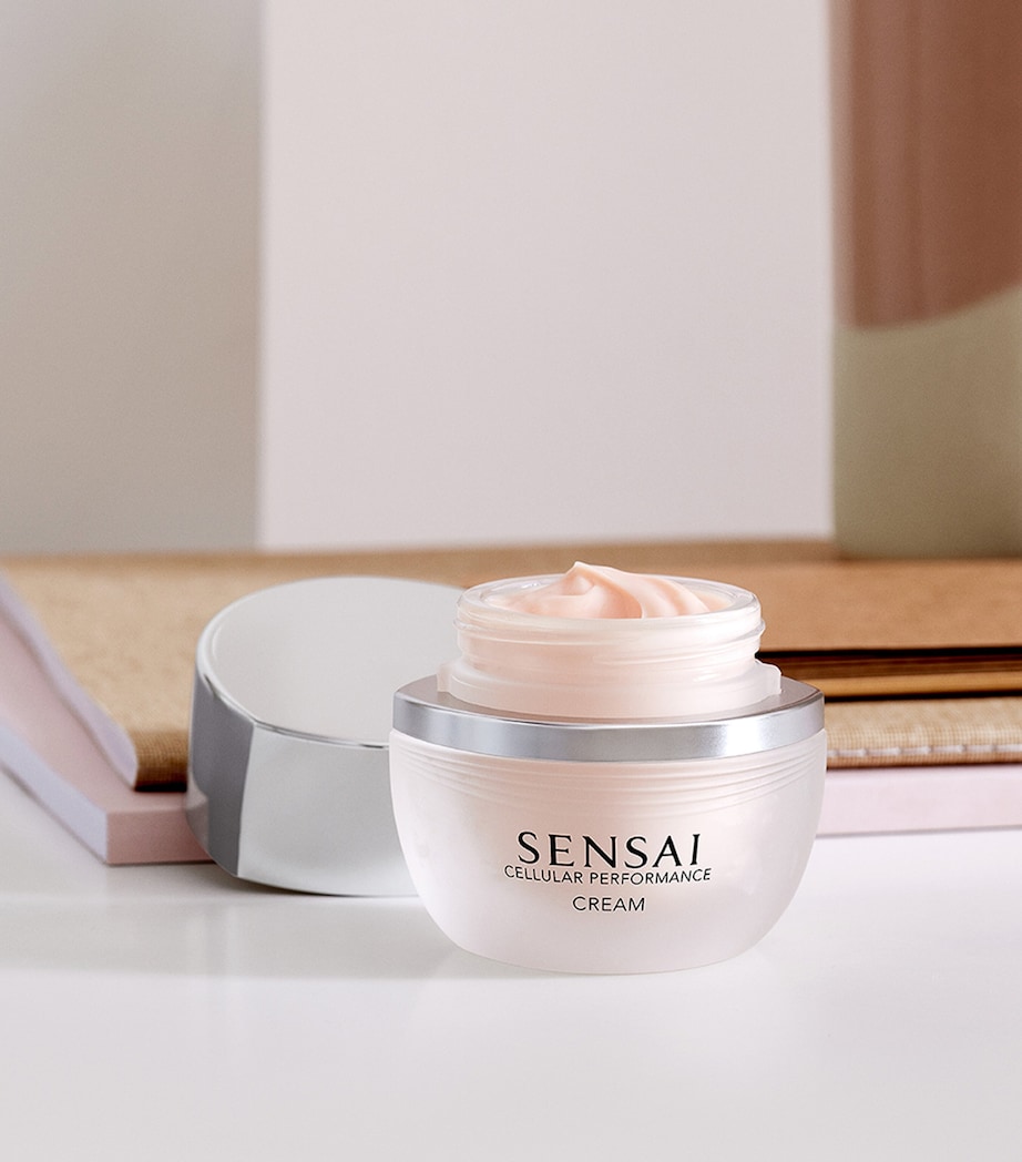 Cellular Performance Cream (40ml) NO COLOUR Image 3