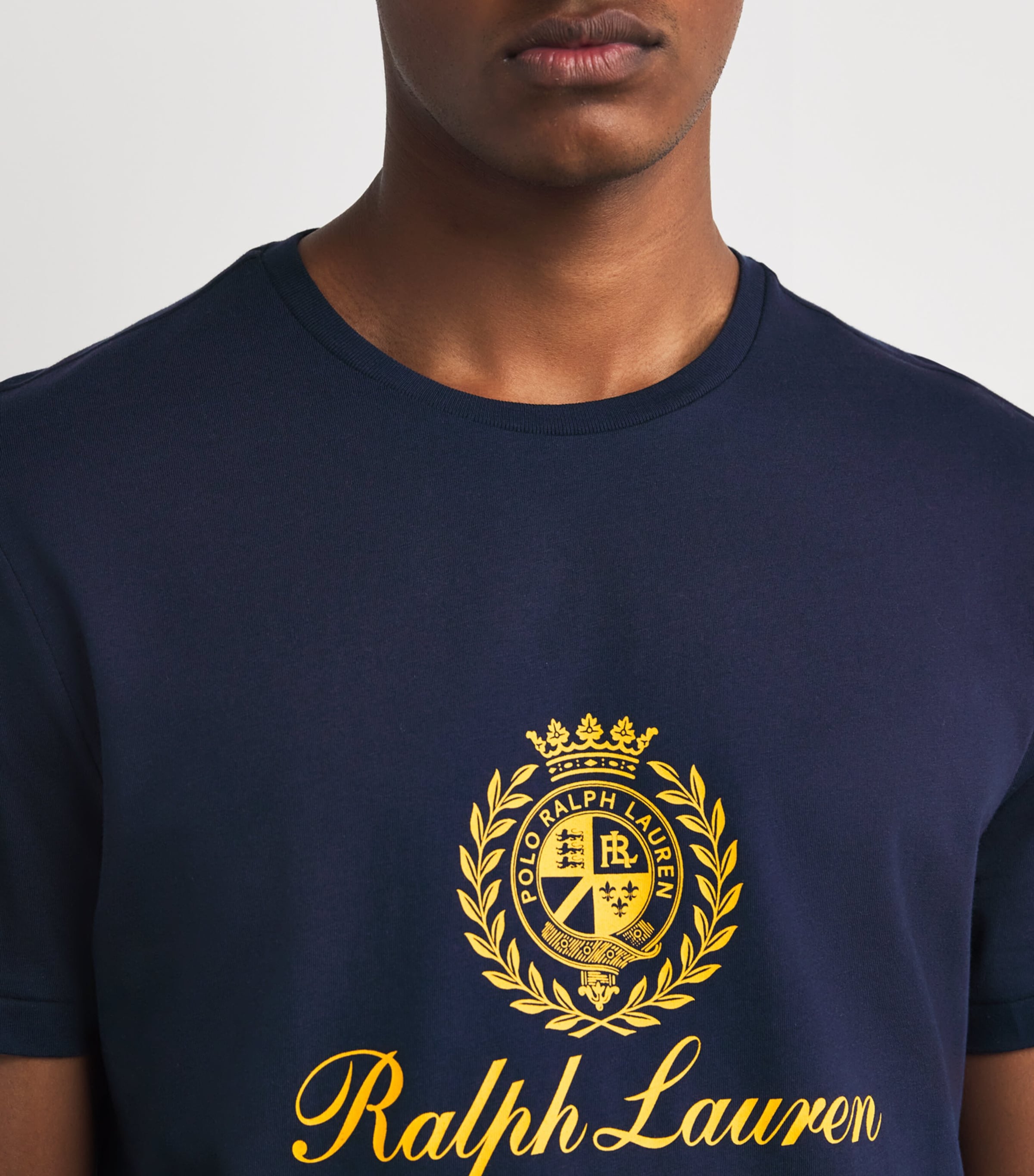 ★人気【POLO RALPH LAUREN】CREST LOGO Tシャツ Polo Ralph Lauren Cotton Crest Print T-Shirt | Harrods UK
