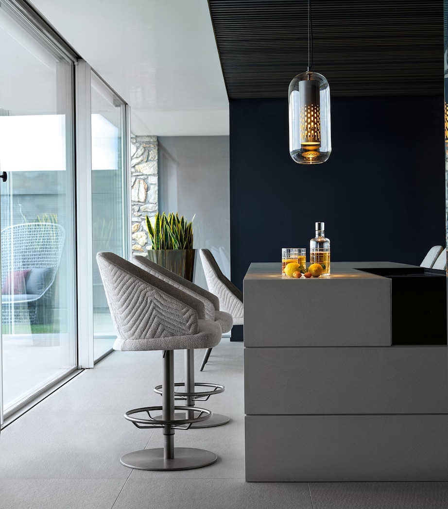 Moonlight Bar Stool MOONLIGHT LTHR205 Image 2