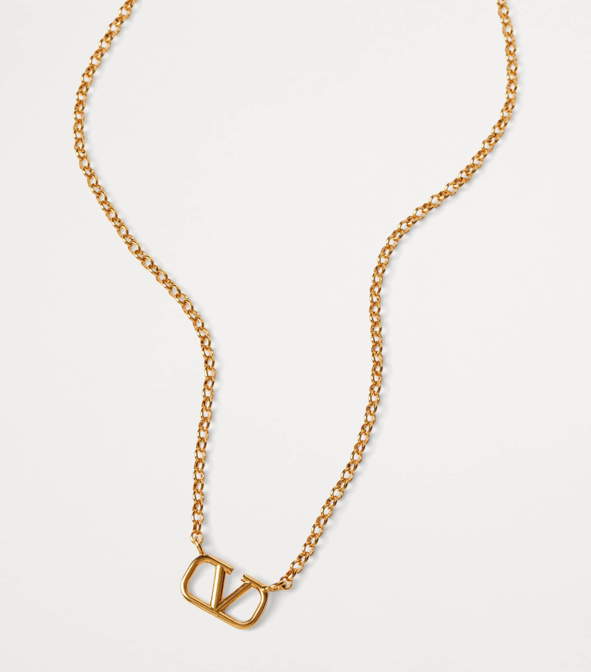 VLogo Necklace CS4 Image 2