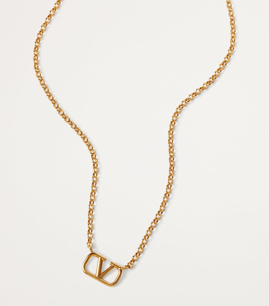 VLogo Necklace CS4 Image 2