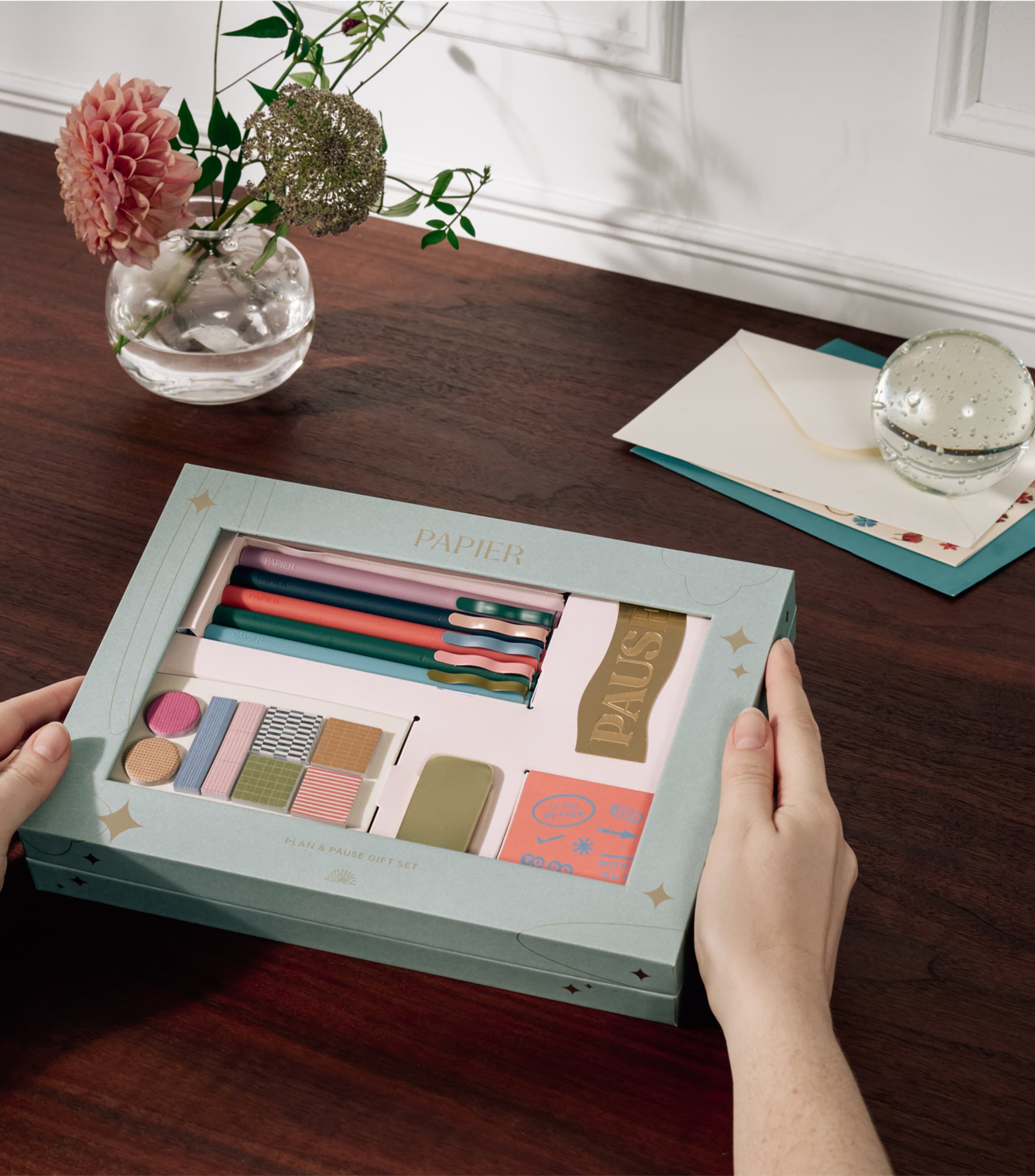 Plan & Pause Stationery Gift Set MULTI Image 2