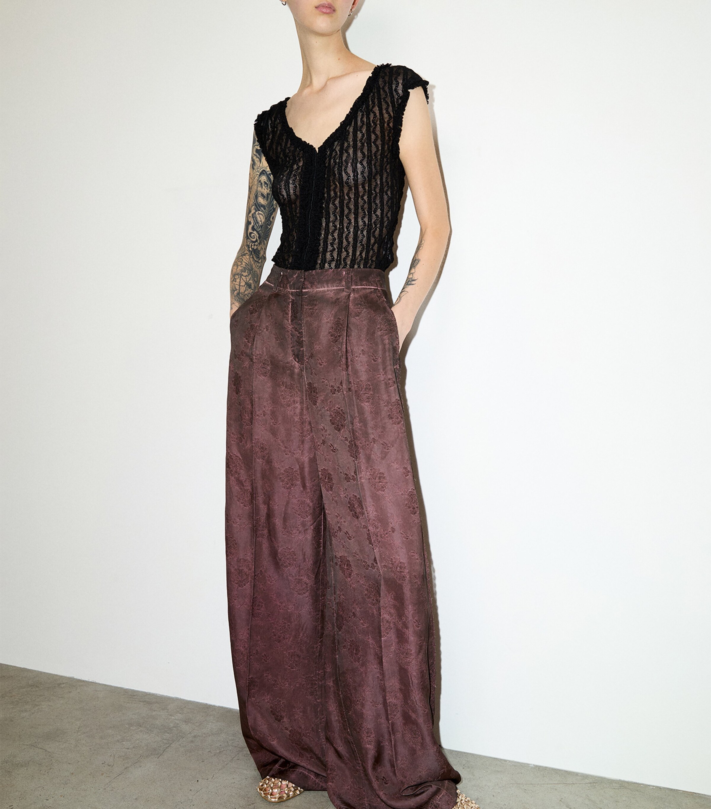 MAX&Co. Womens Floral Wide-Leg Trousers Chocolate Image 2
