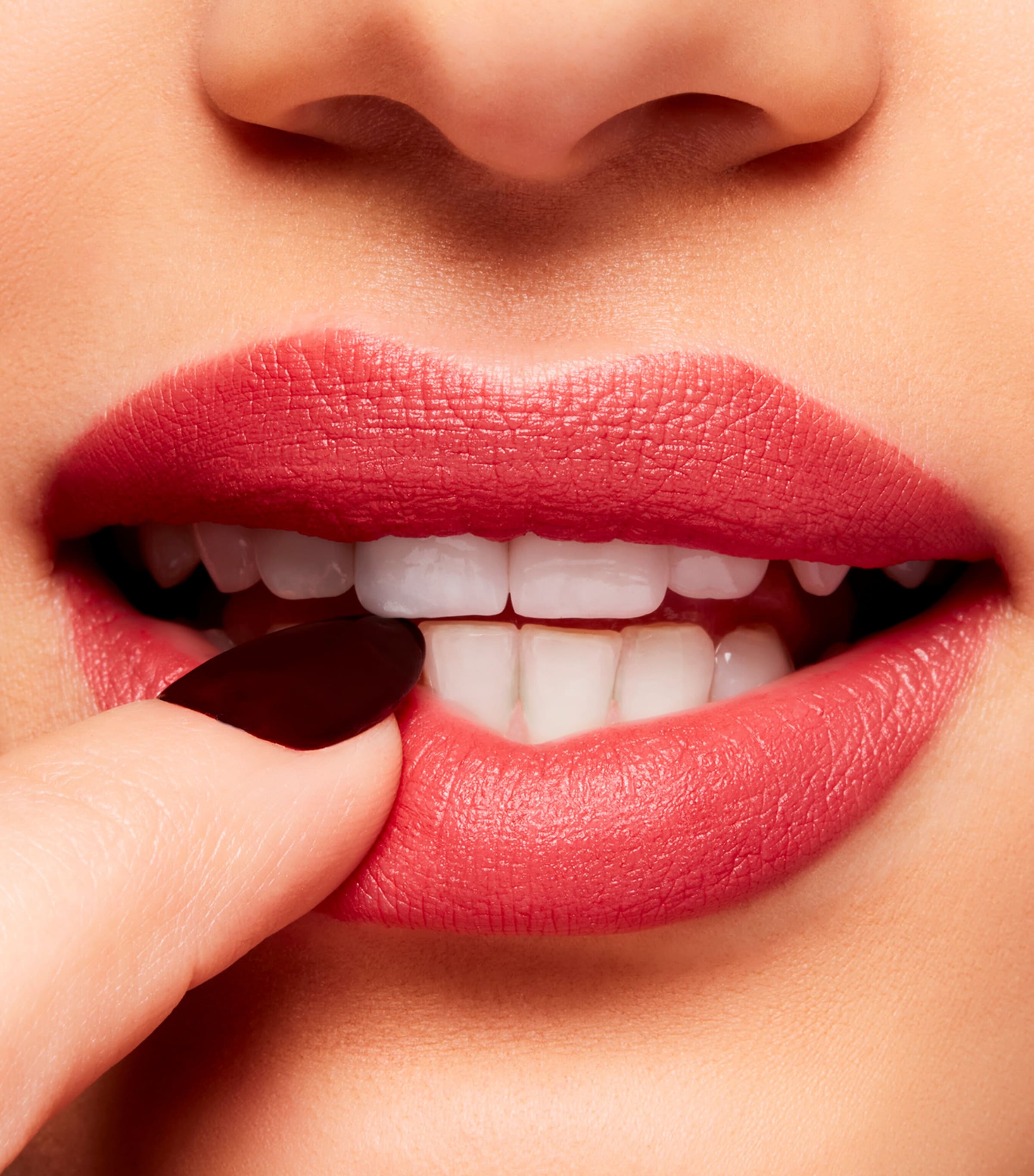 Powder Kiss Velvet Blur Slim Stick STAY CURIOUS Image 3