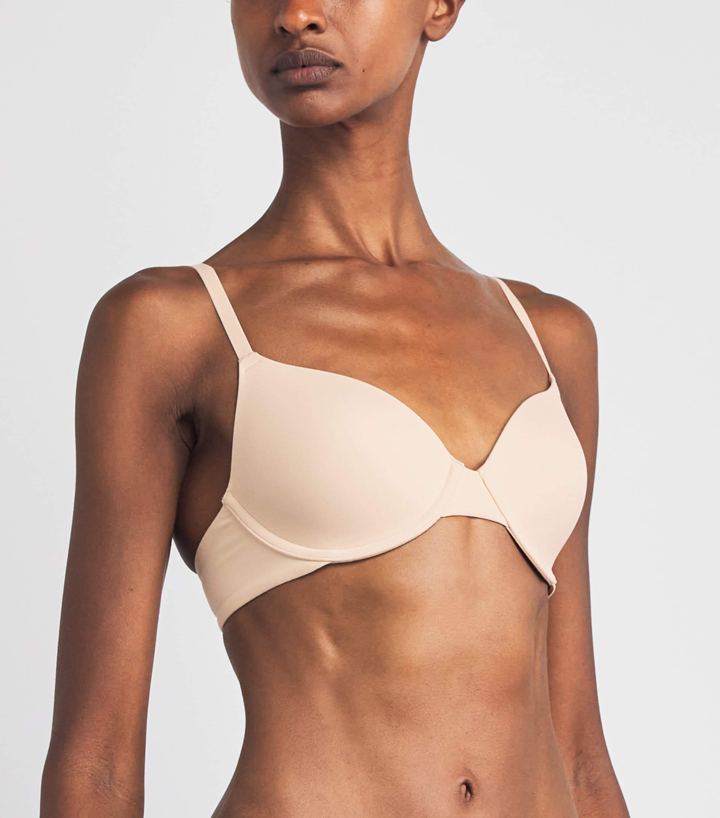 Skims Womens Fits Everybody T-Shirt Bra Sand Image 2
