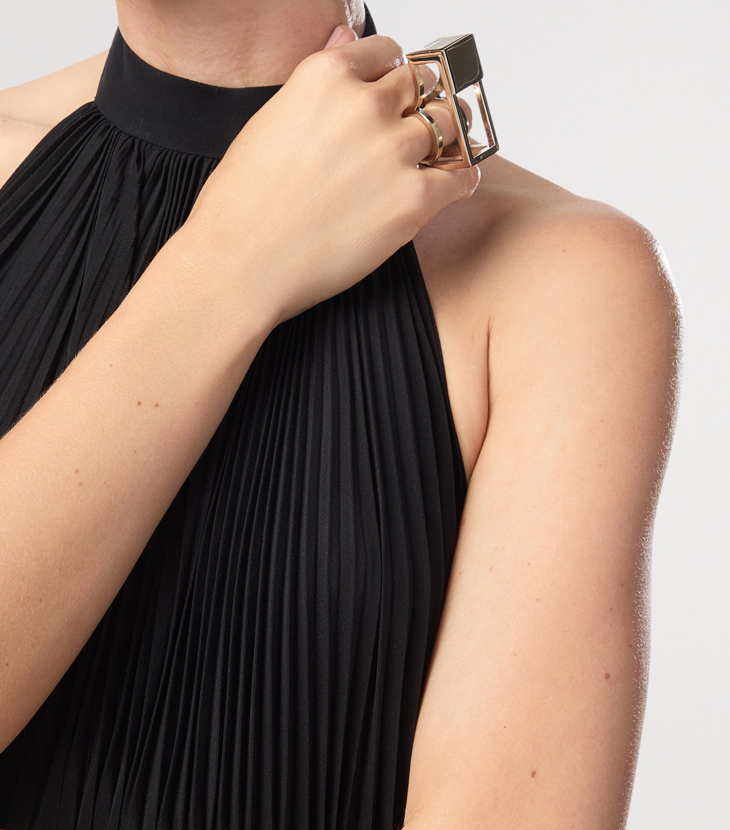 TOM FORD Sculptural Cocktail Ring Yac Image 2