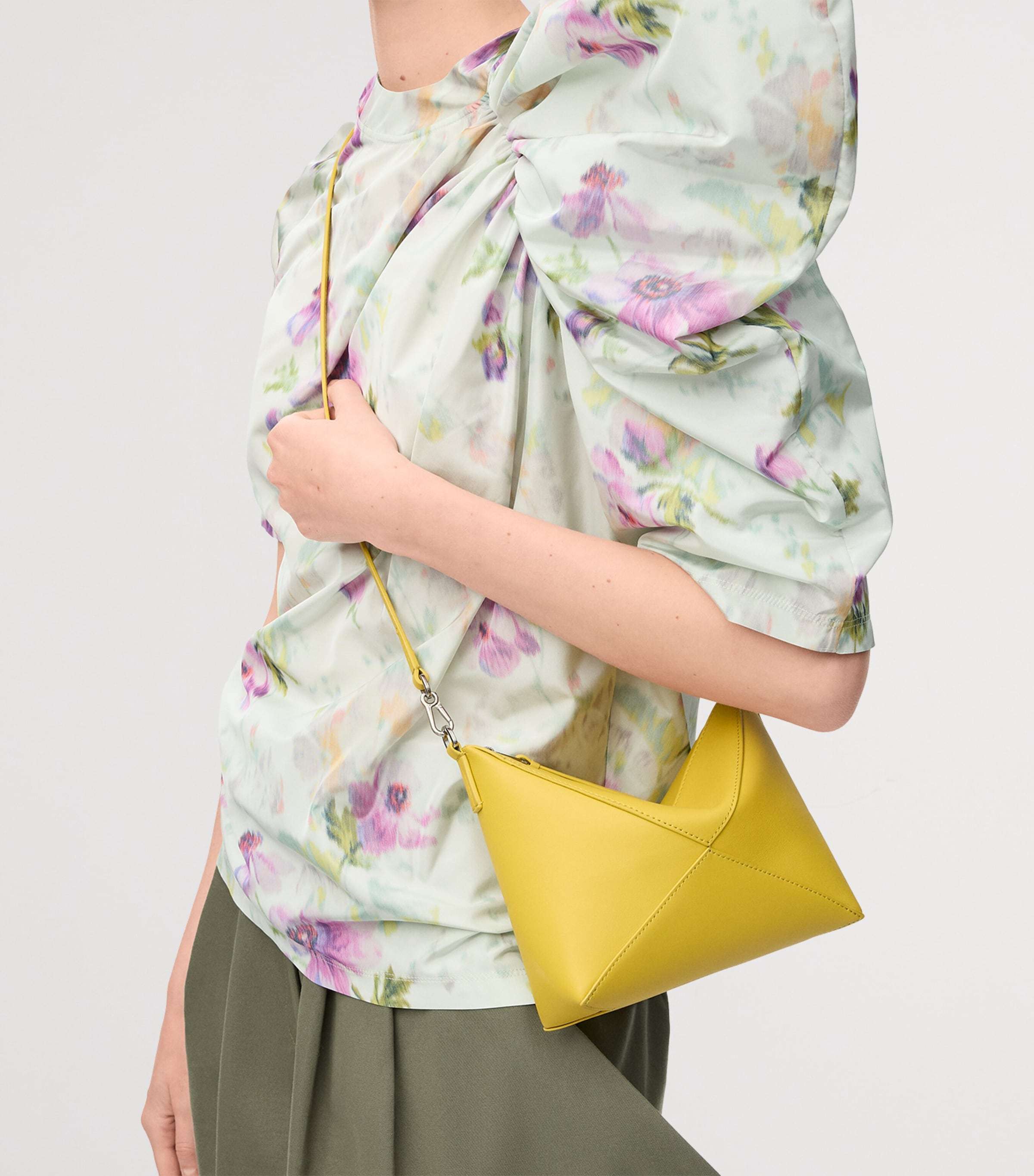 LOEWE イエローポーチ Made in Spain LOEWE Yellow Leather Puzzle Pouch Bag | Harrods US