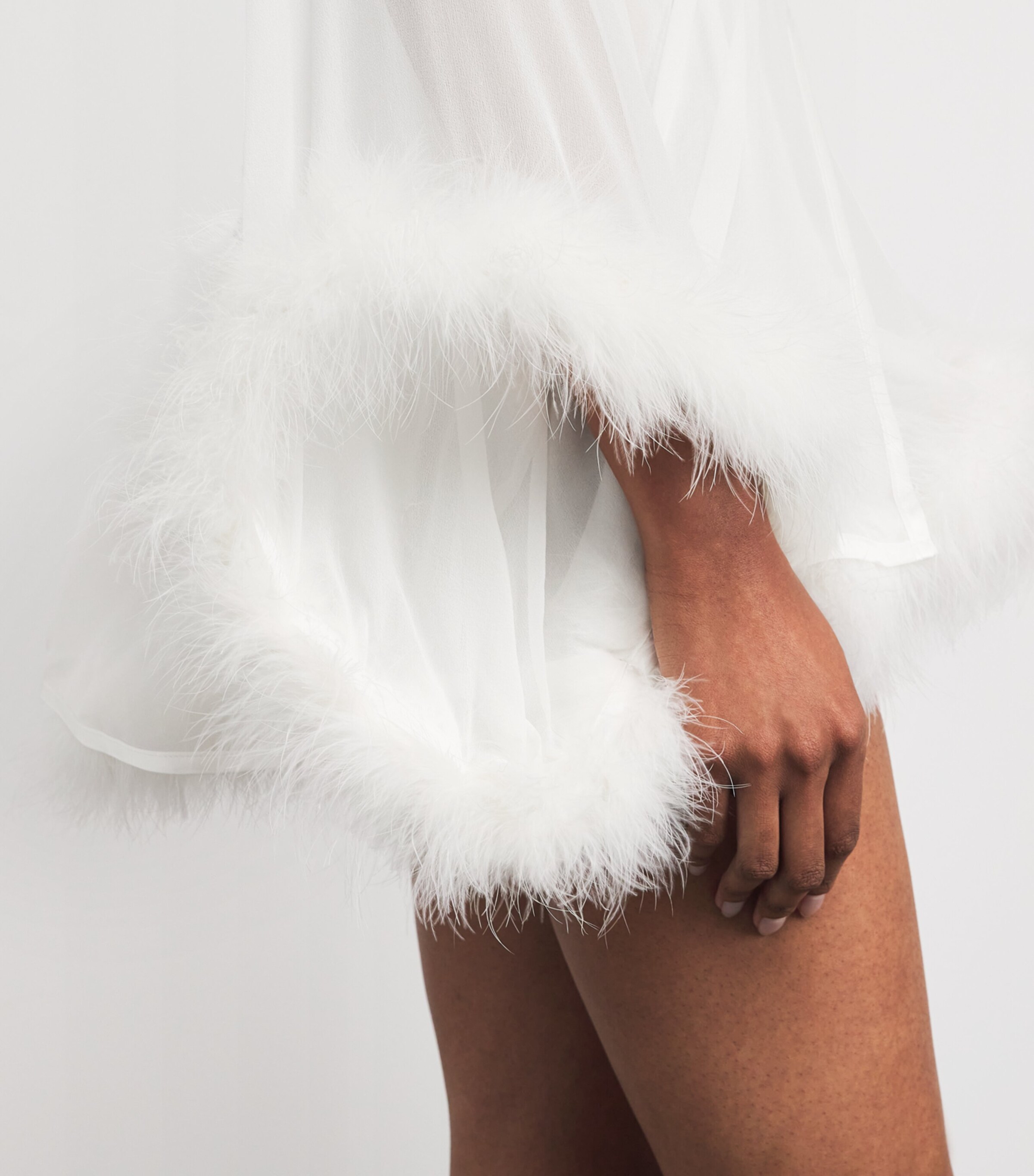 Gilda & Pearl Womens Silk Feather-Trim Sheer Diana Short Robe Ivory Image 6