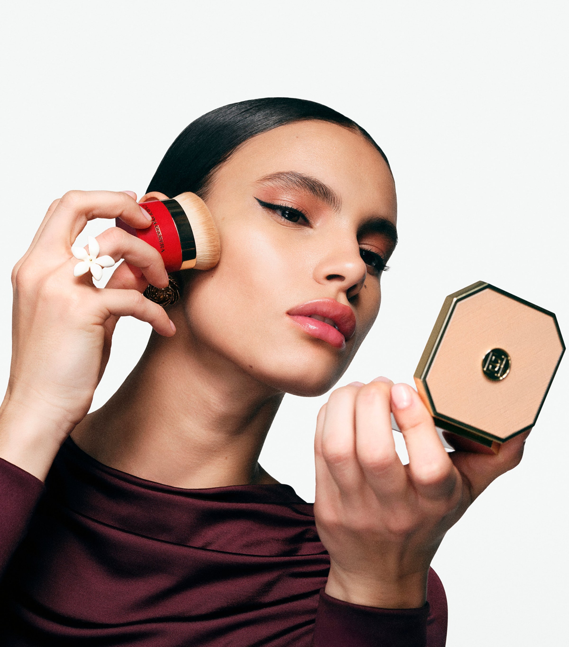 Carolina Herrera Nude Couture Matte Bronzer Light Image 3