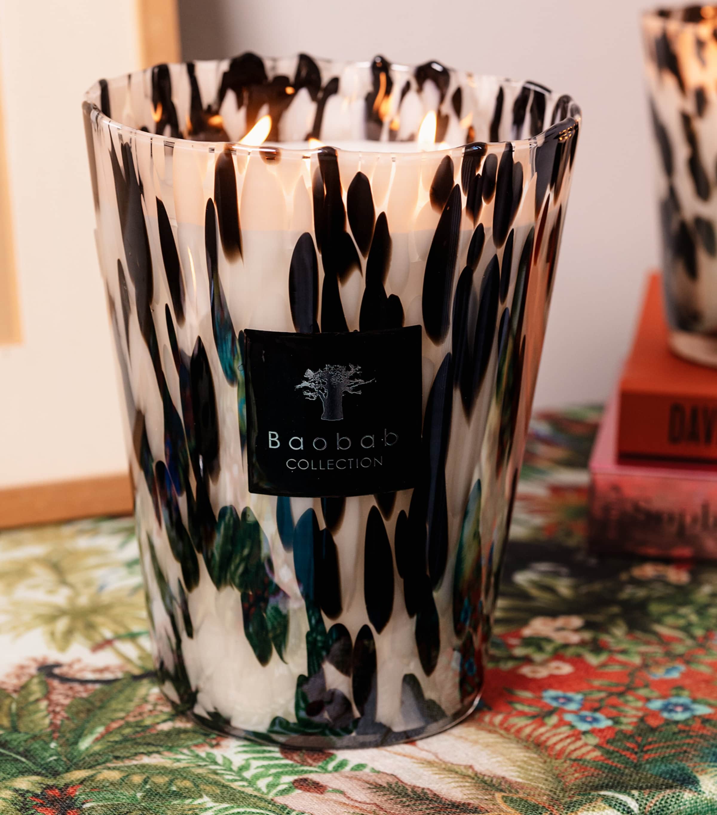 Baobab Collection Black Pearls Candle (24cm) Black Image 4