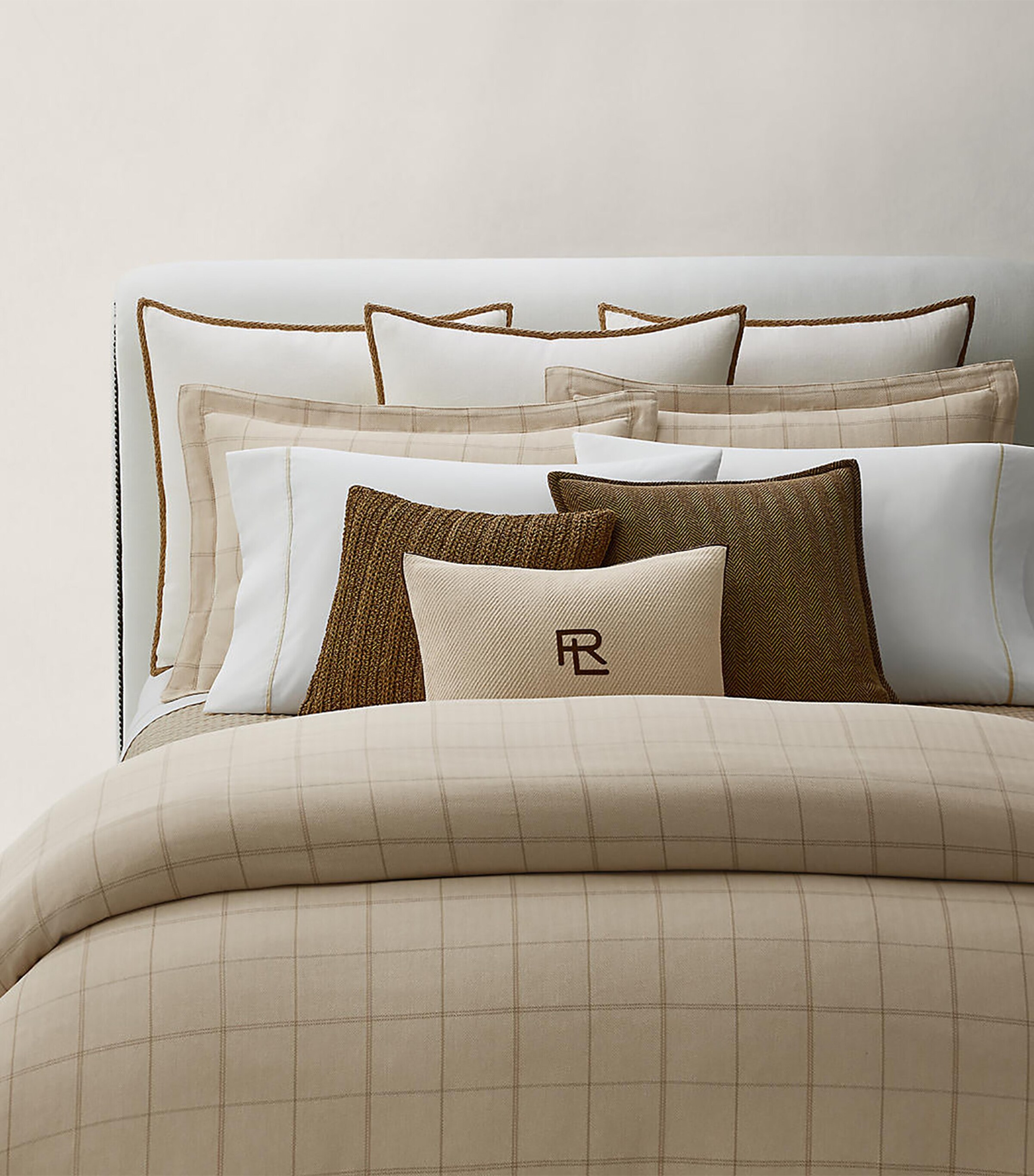 Ralph Lauren Home Tyler Oxford Pillowcase (50cm x 75cm) Sand Image 6