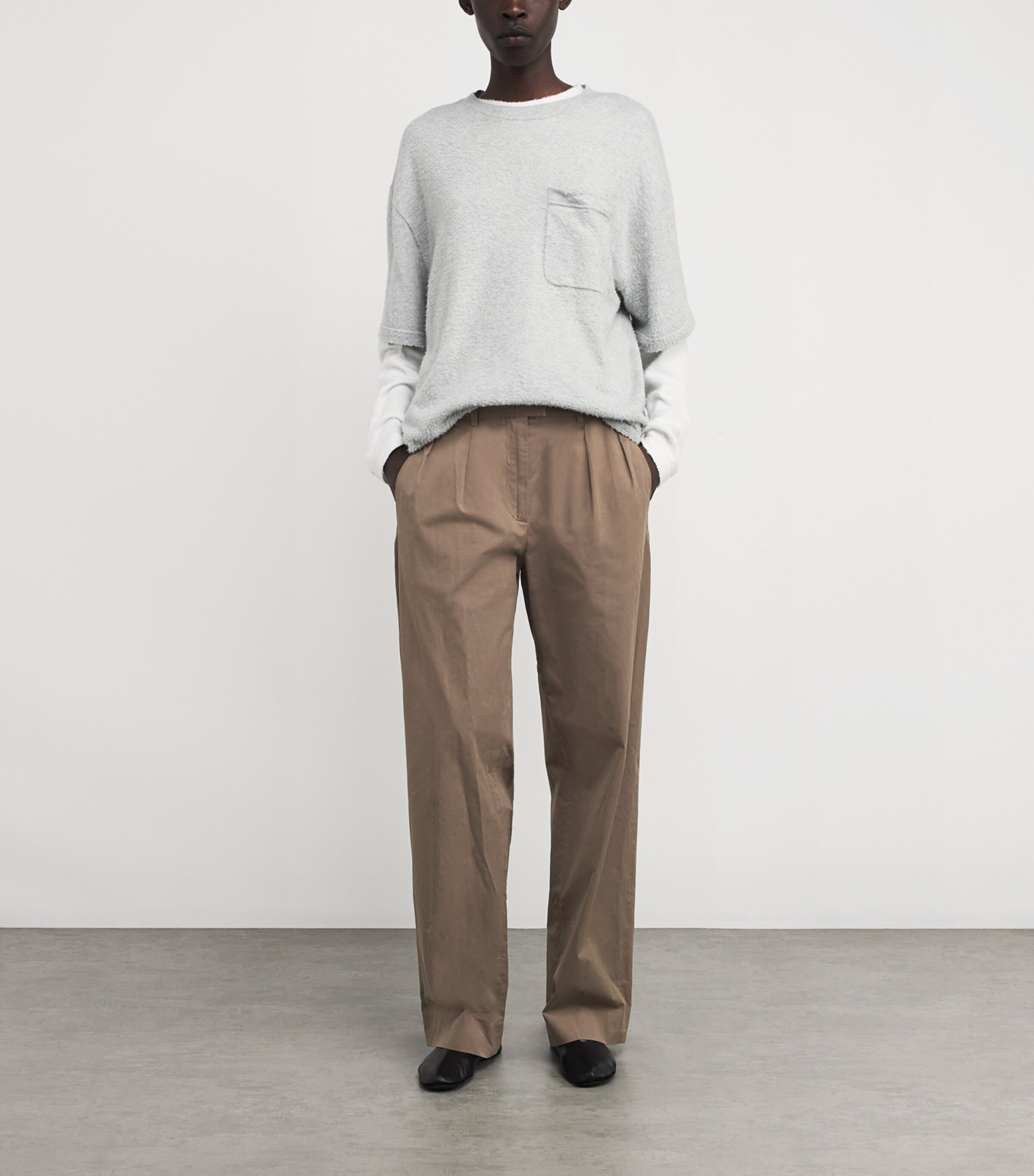 パンツ THE ROW ALFIDIS TROUSERS IN COTTON Alfidis Pant Tan in Cotton and Cashmere – The Row