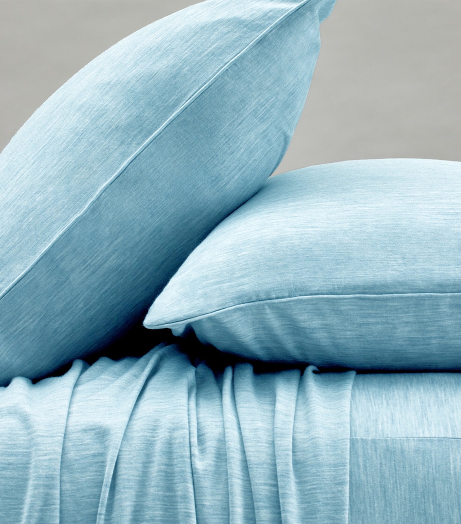 SHLEEP Merino-Bamboo Jersey Pillowcases (Set of 2) Cloudless Blue Image 3