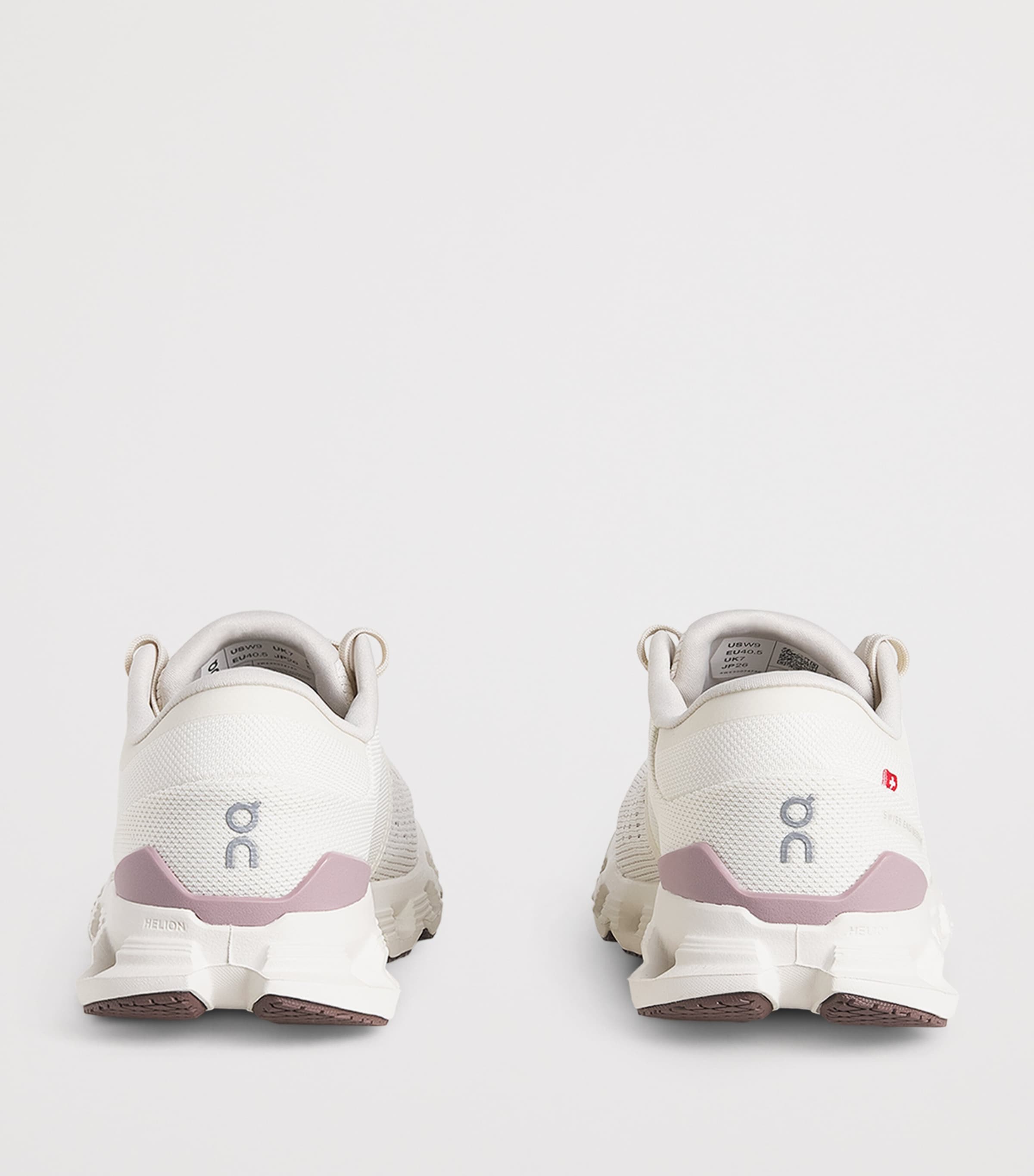 On Womens Cloud X 4 Trainers Ivory | Heron Image 4