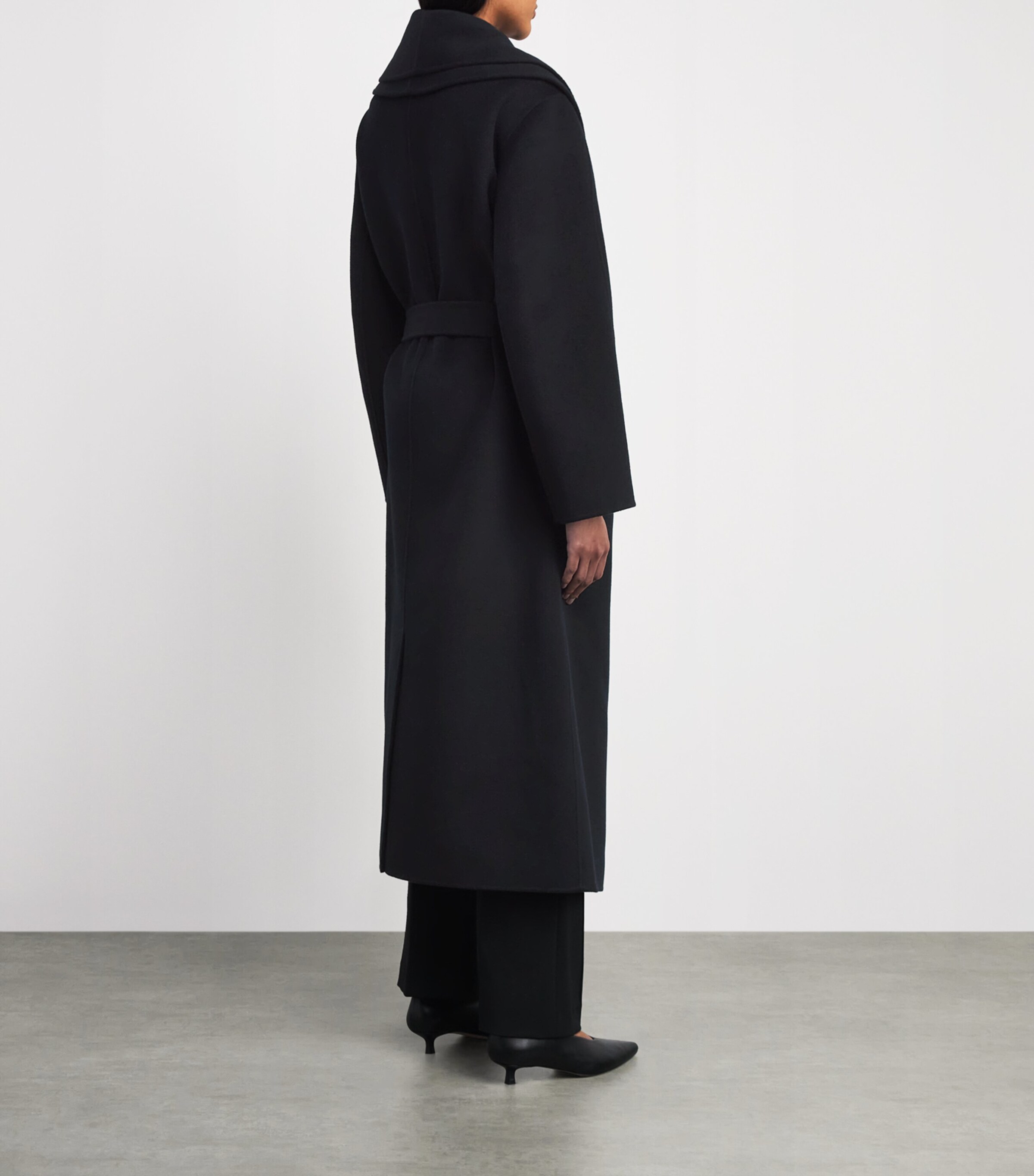 Róhe Womens Cashmere-Wool Signature Scarf Coat Navy Image 4