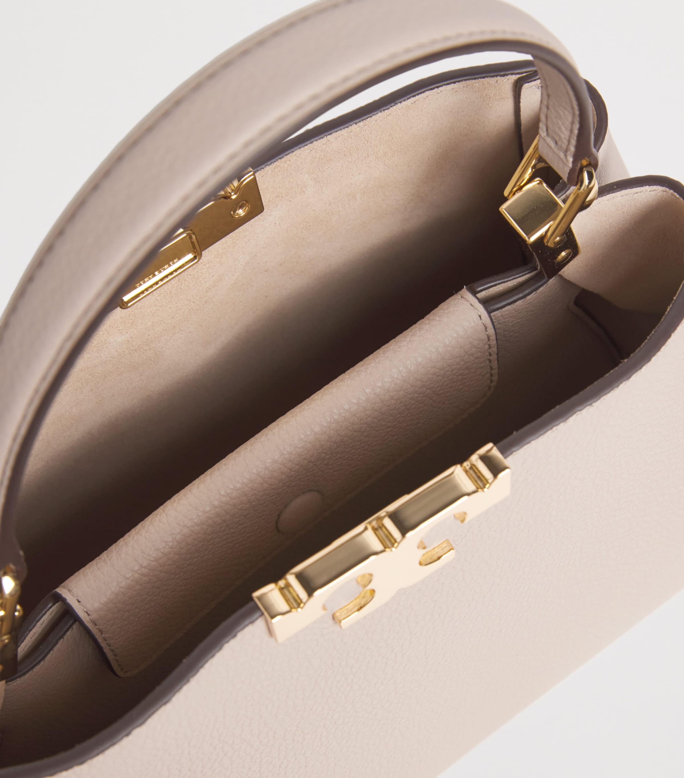 Medium Leather Eleanor Top-Handle Bag LIGHT STONE Image 4