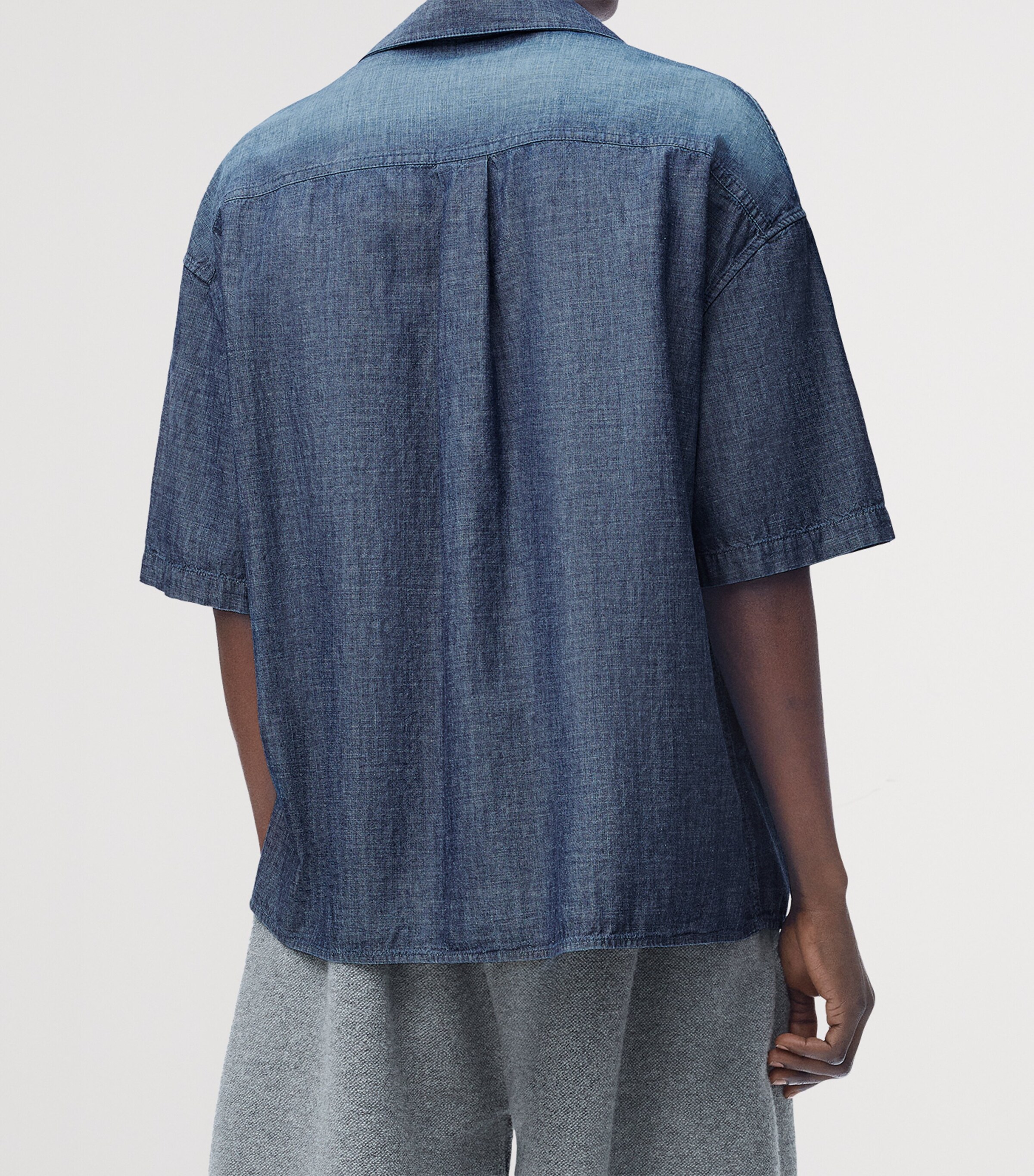 Cotton Chambray Short-Sleeve Shirt WASHED BLUE Image 4