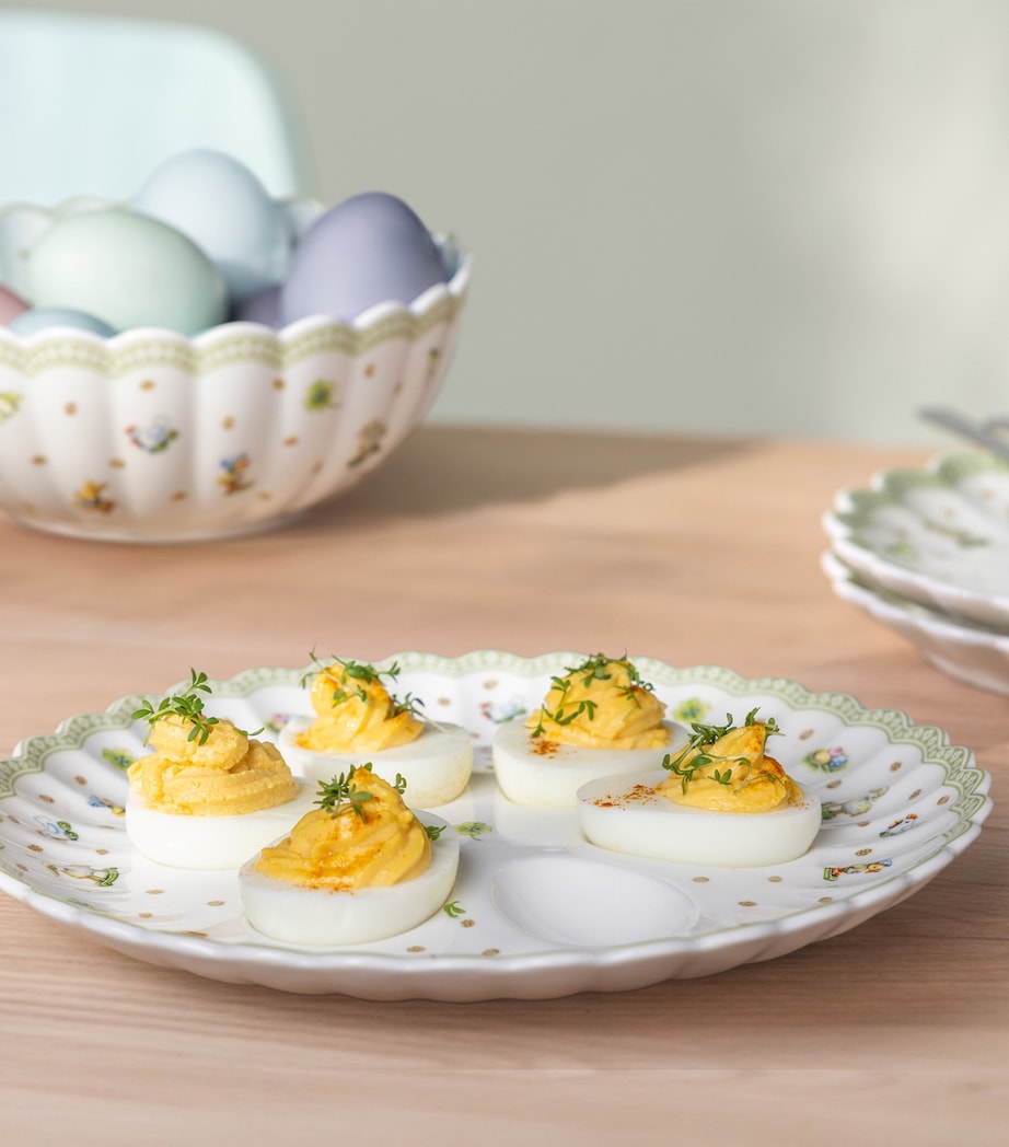 Villeroy & Boch Porcelain Easter Delight Egg Plate (24cm) Image 3