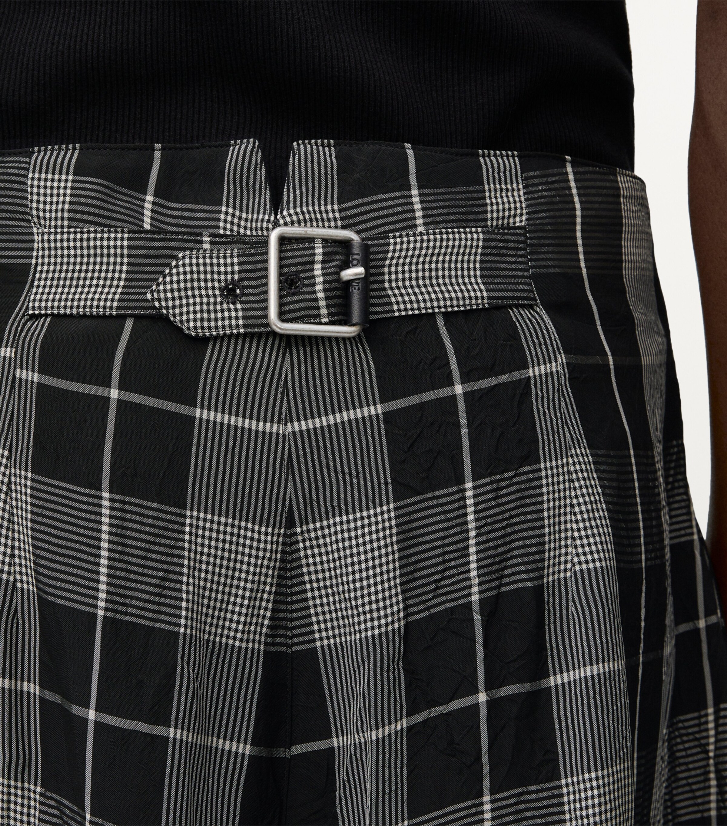 LOEWE Mens Oversized Chequered Shorts Black/white Image 5