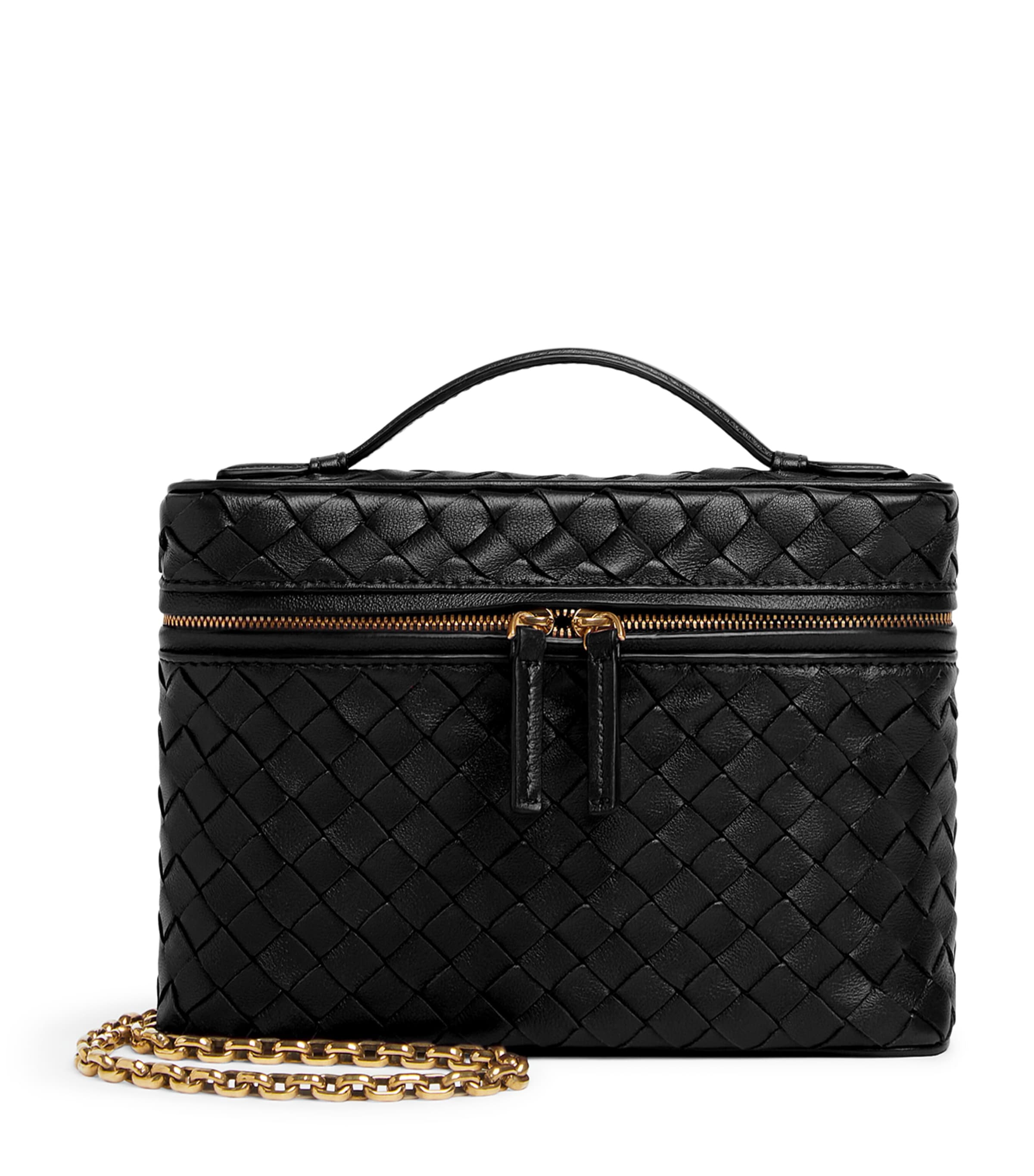 Bottega Veneta Small Intrecciato Piccolo Leather Soft Vanity Case In Black