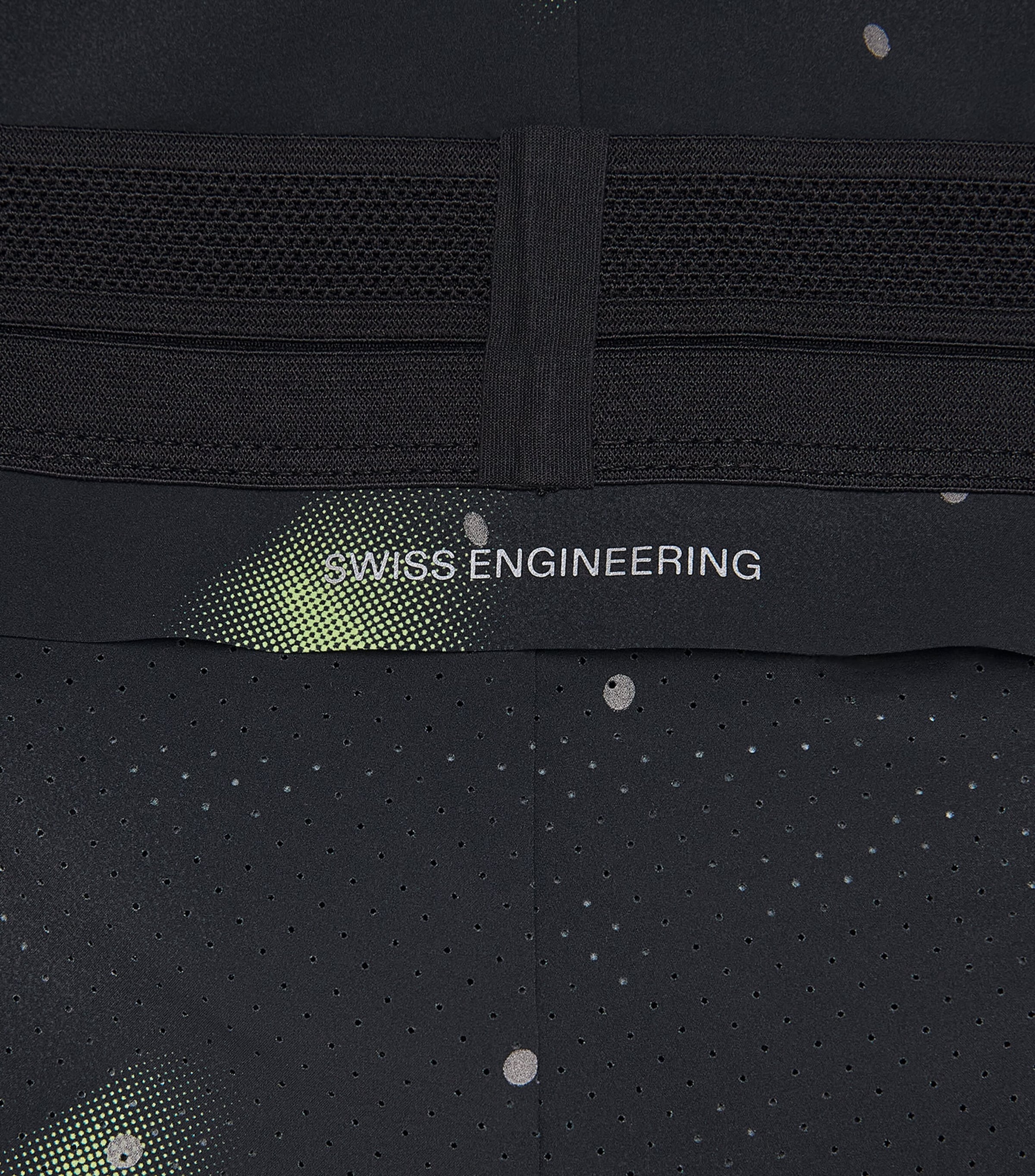 On Mens Reflective Lumos Performance Shorts Black Image 6