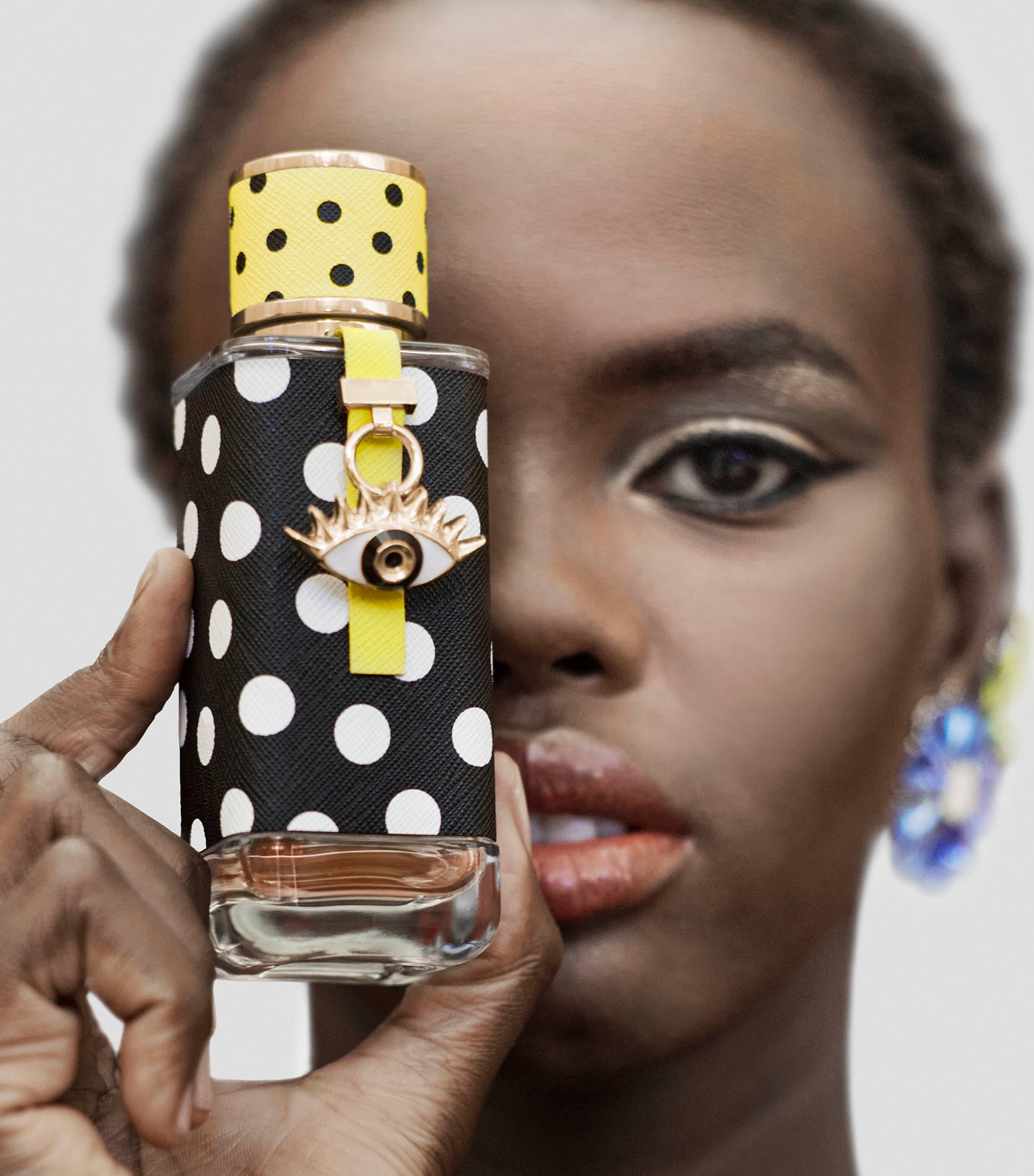 Carolina Herrera Fearless Fabulous Dot Drama Eau de Parfum (100ml) Image 4