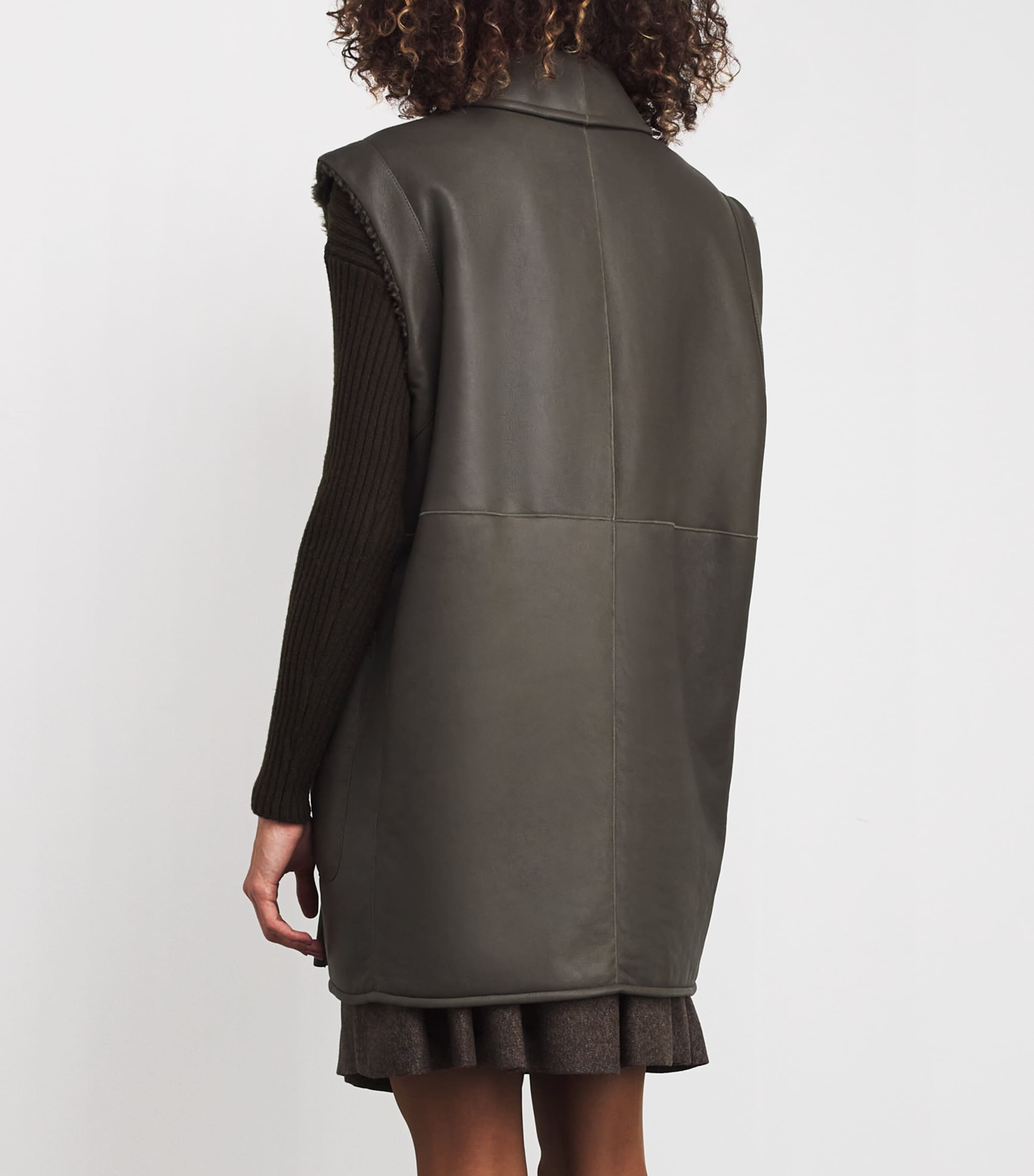 Reversible Leather-Shearling Gilet MOSS GREEN Image 4