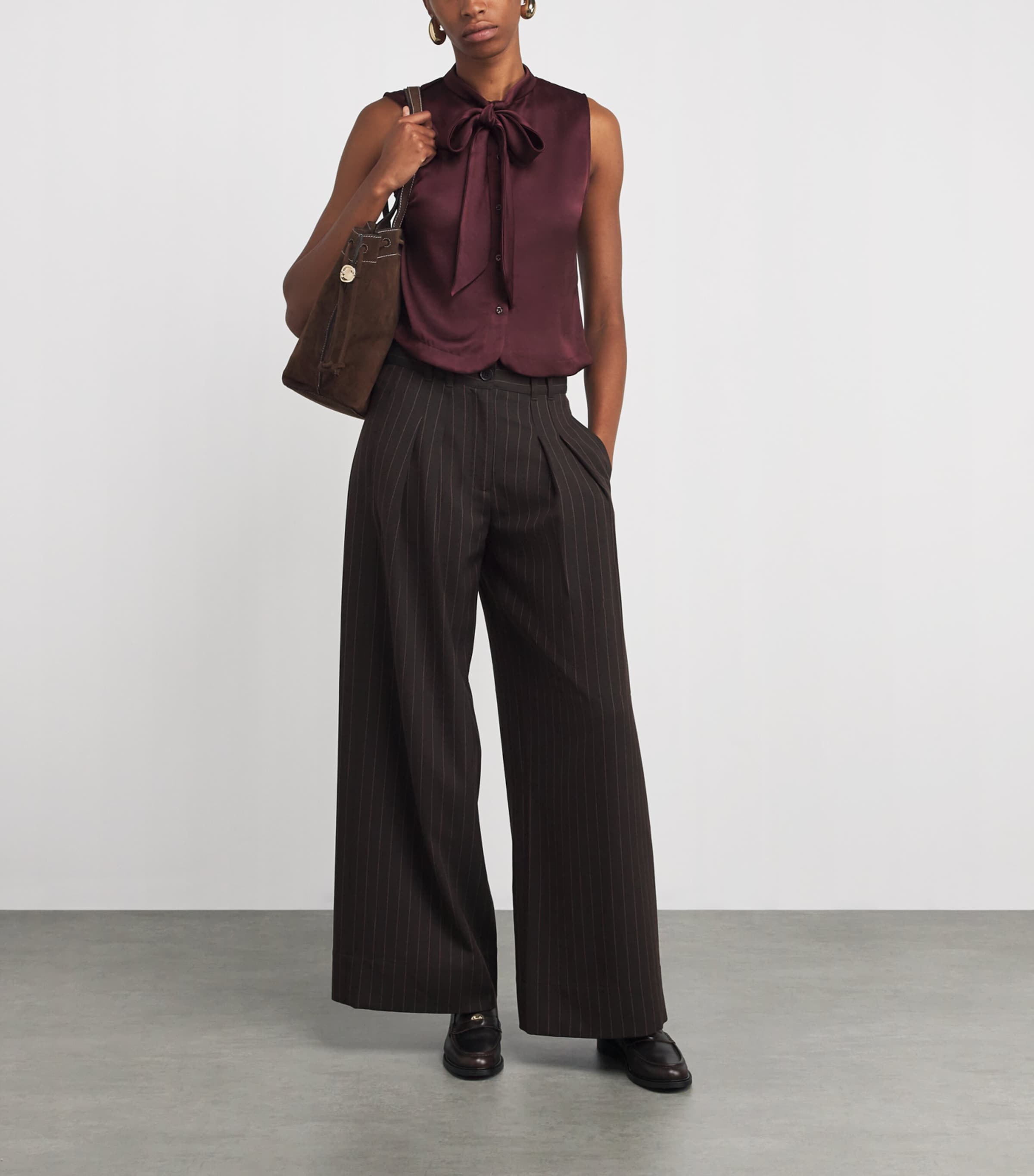 Lavallière-Neck Top BURGUNDY Image 2