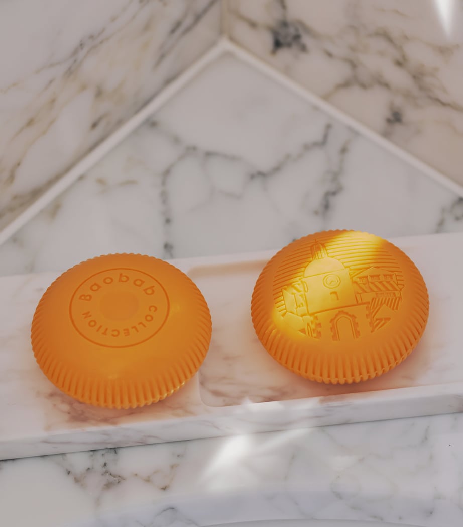 Saint-Tropez Soap ORANGE Image 3