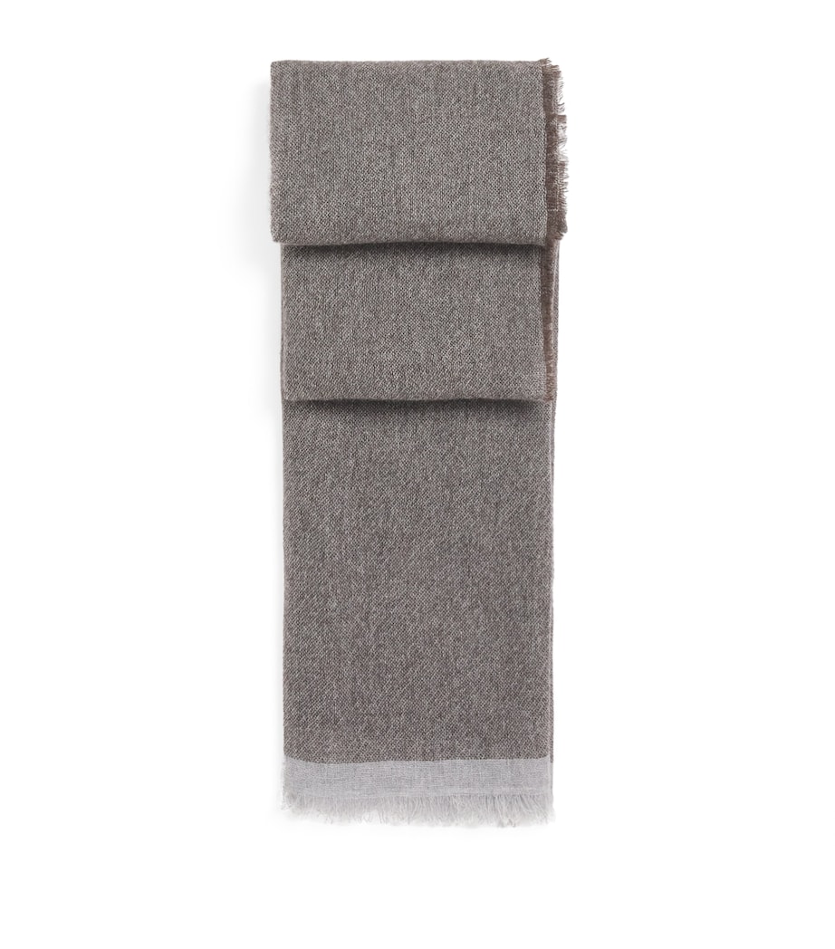 Cashmere Border Stole F6045 Image 1
