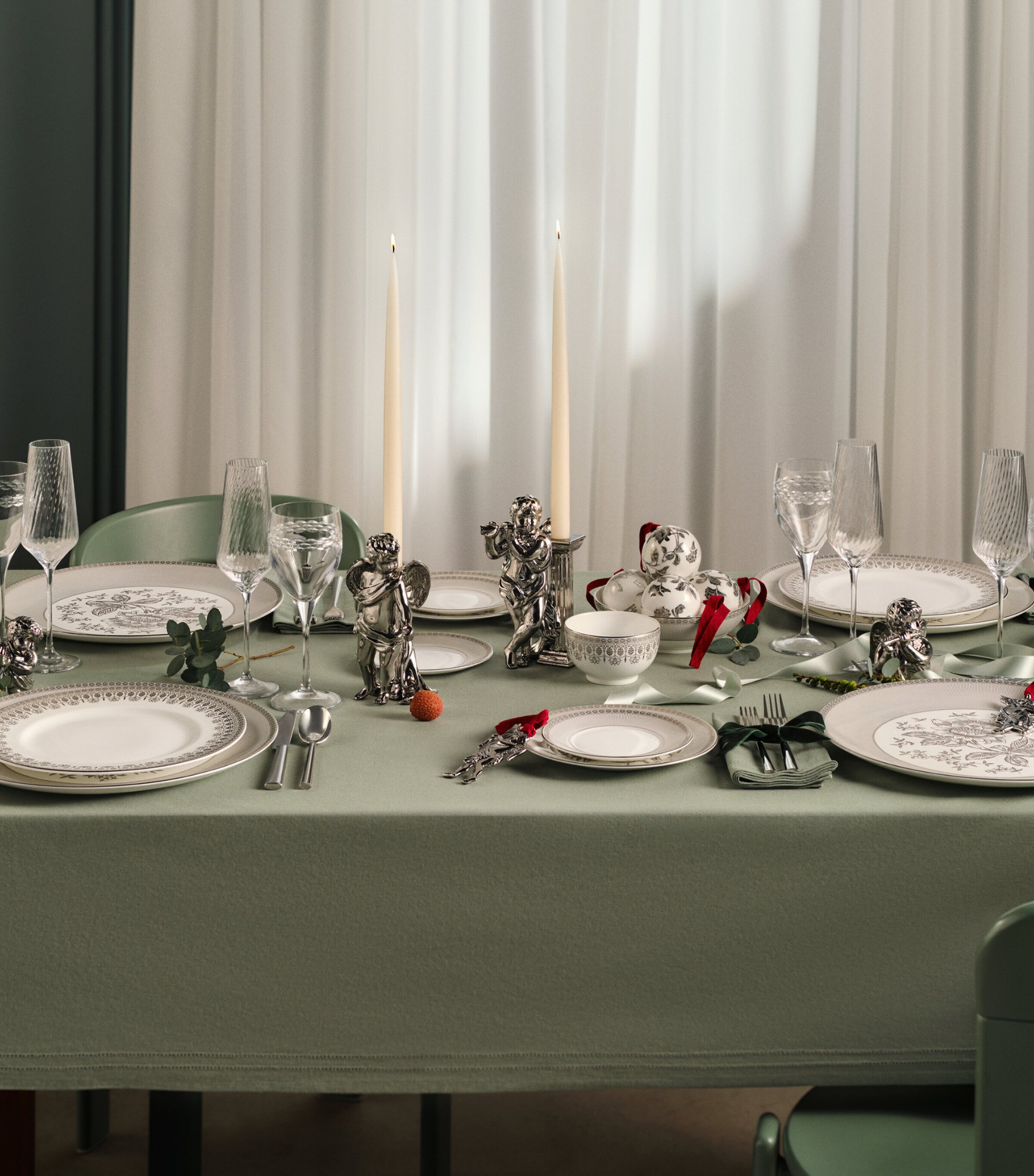 Wedgwood Festive Cherub Candlestick Holders (Set of 2) Silver Image 2
